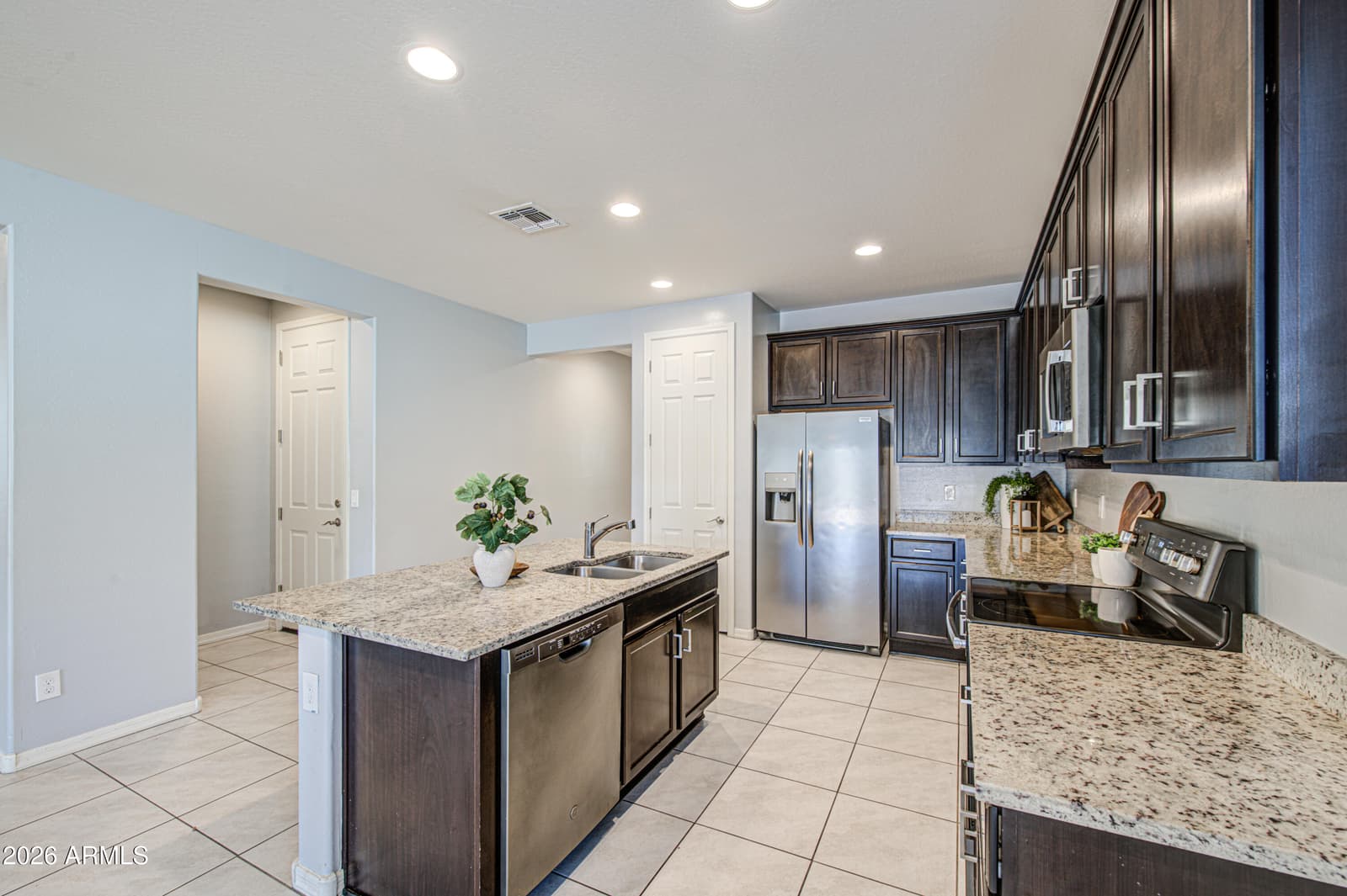 3223 W Minton Street, Phoenix, AZ 85041 — photo 11 of 52