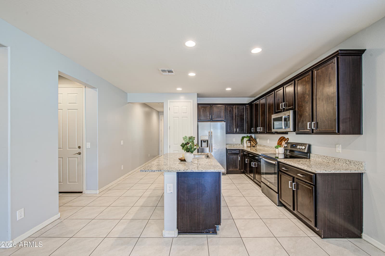 3223 W Minton Street, Phoenix, AZ 85041 — photo 12 of 52