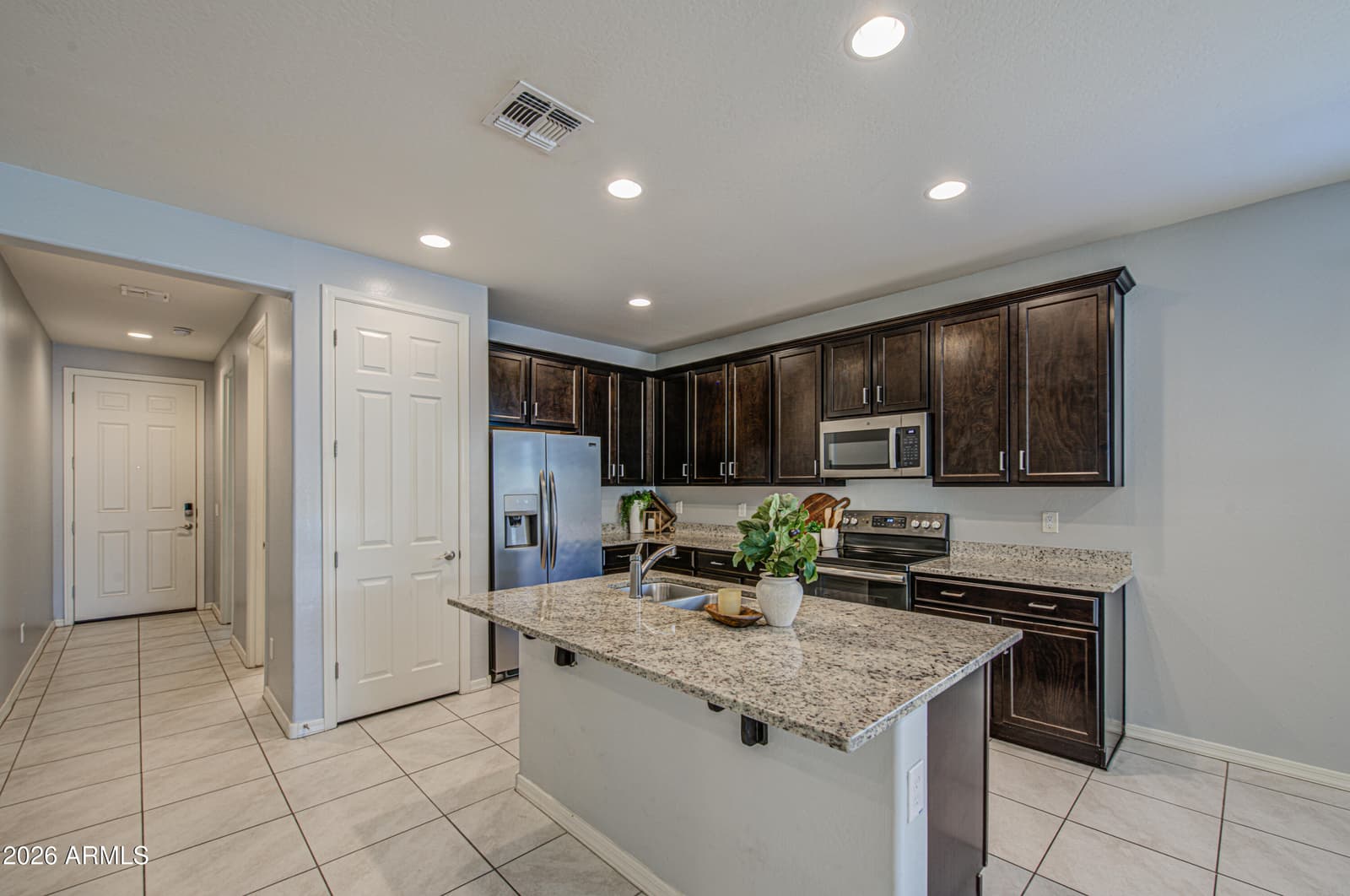 3223 W Minton Street, Phoenix, AZ 85041 — photo 10 of 52