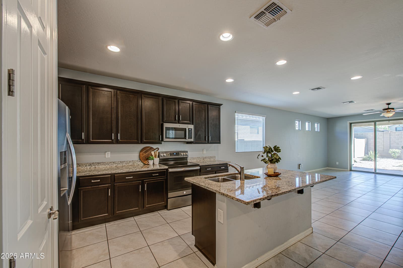 3223 W Minton Street, Phoenix, AZ 85041 — photo 9 of 52