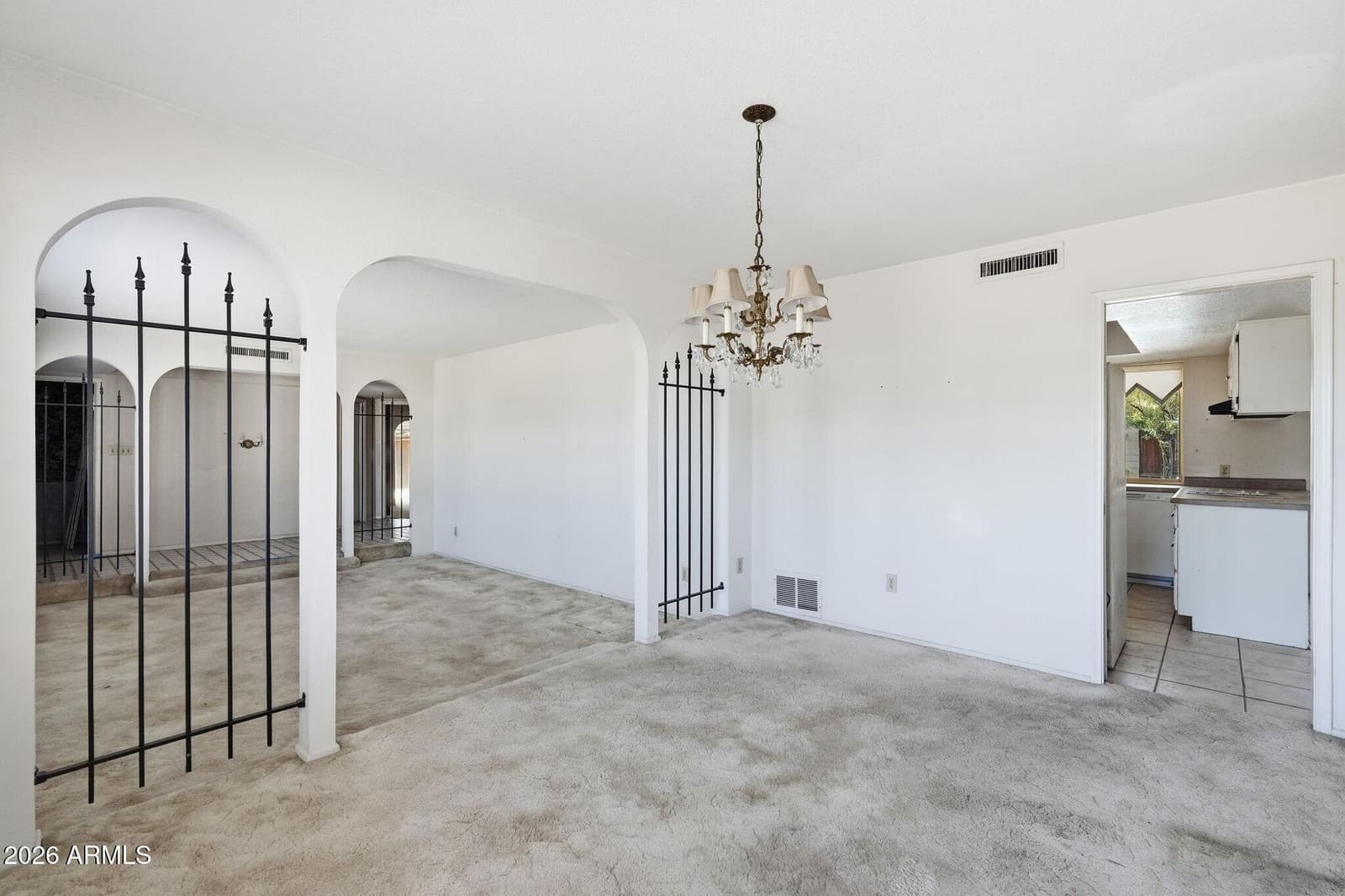 2040 E State Avenue, Phoenix, AZ 85020 — photo 11 of 41