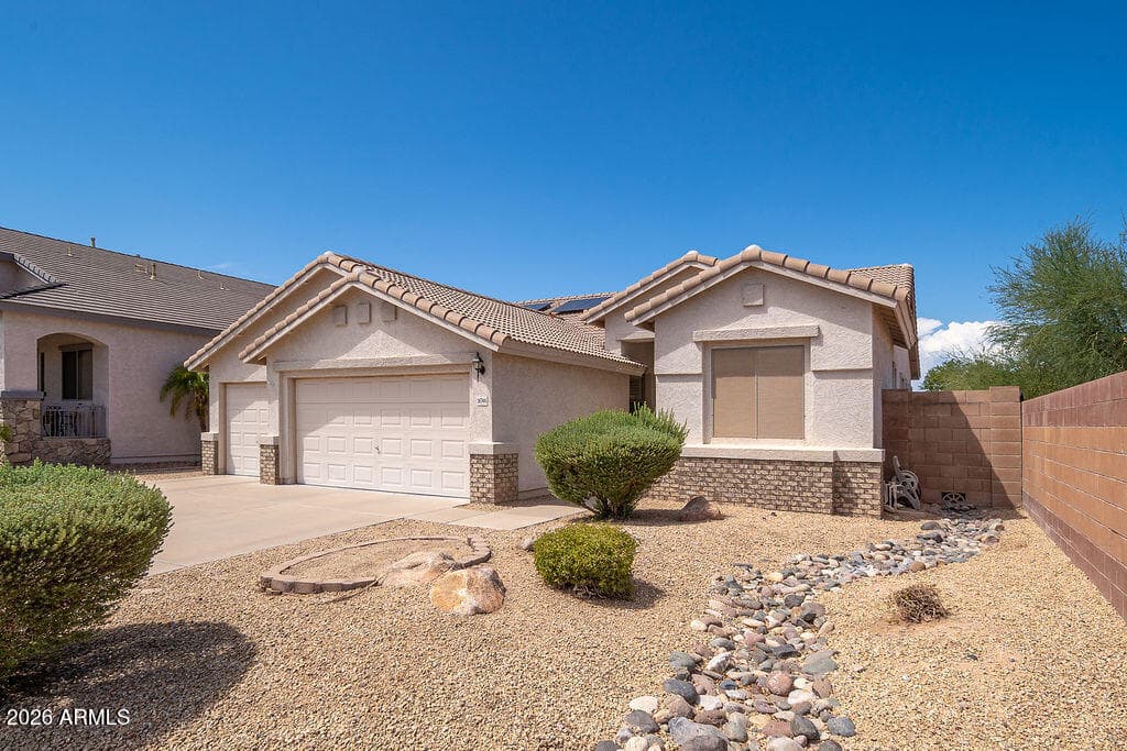 16746 W Tonbridge Street, Surprise, AZ 85374 — photo 2 of 34