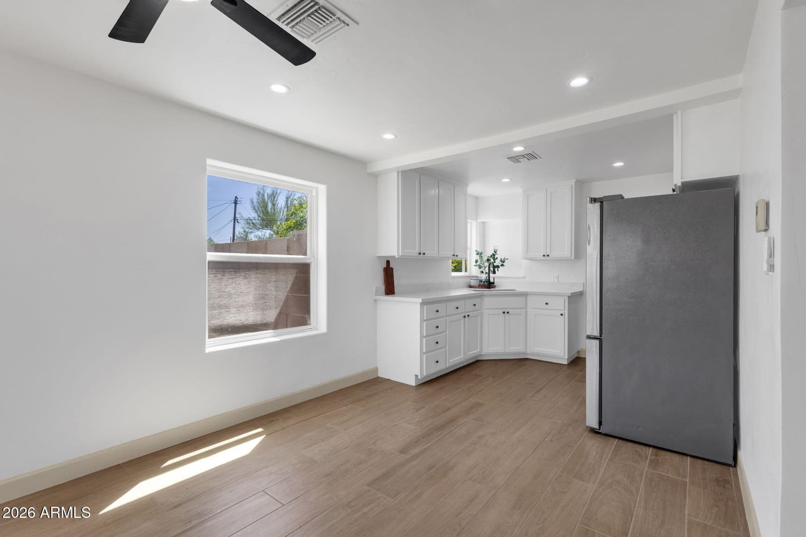 9514 N 2nd Street, Phoenix, AZ 85020 — photo 5 of 31