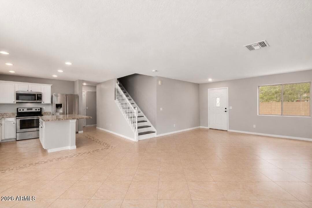 16935 W Central Street, Surprise, AZ 85388 — photo 3 of 14