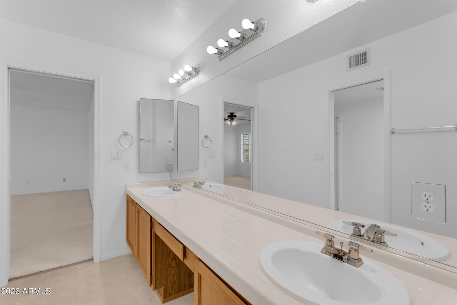 6945 W Columbine Drive, Peoria, AZ 85381 — photo 35 of 63