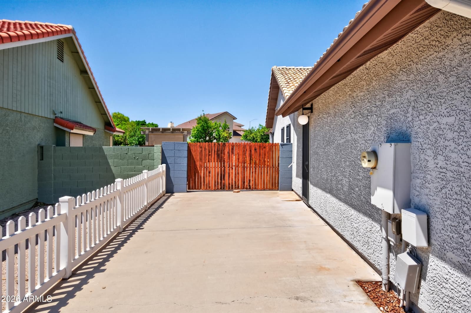 2240 N Gaylord, Mesa, AZ 85213 — photo 5 of 44