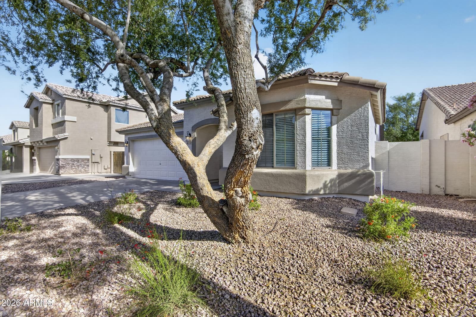 1715 E Branham Lane, Phoenix, AZ 85042 — photo 3 of 53