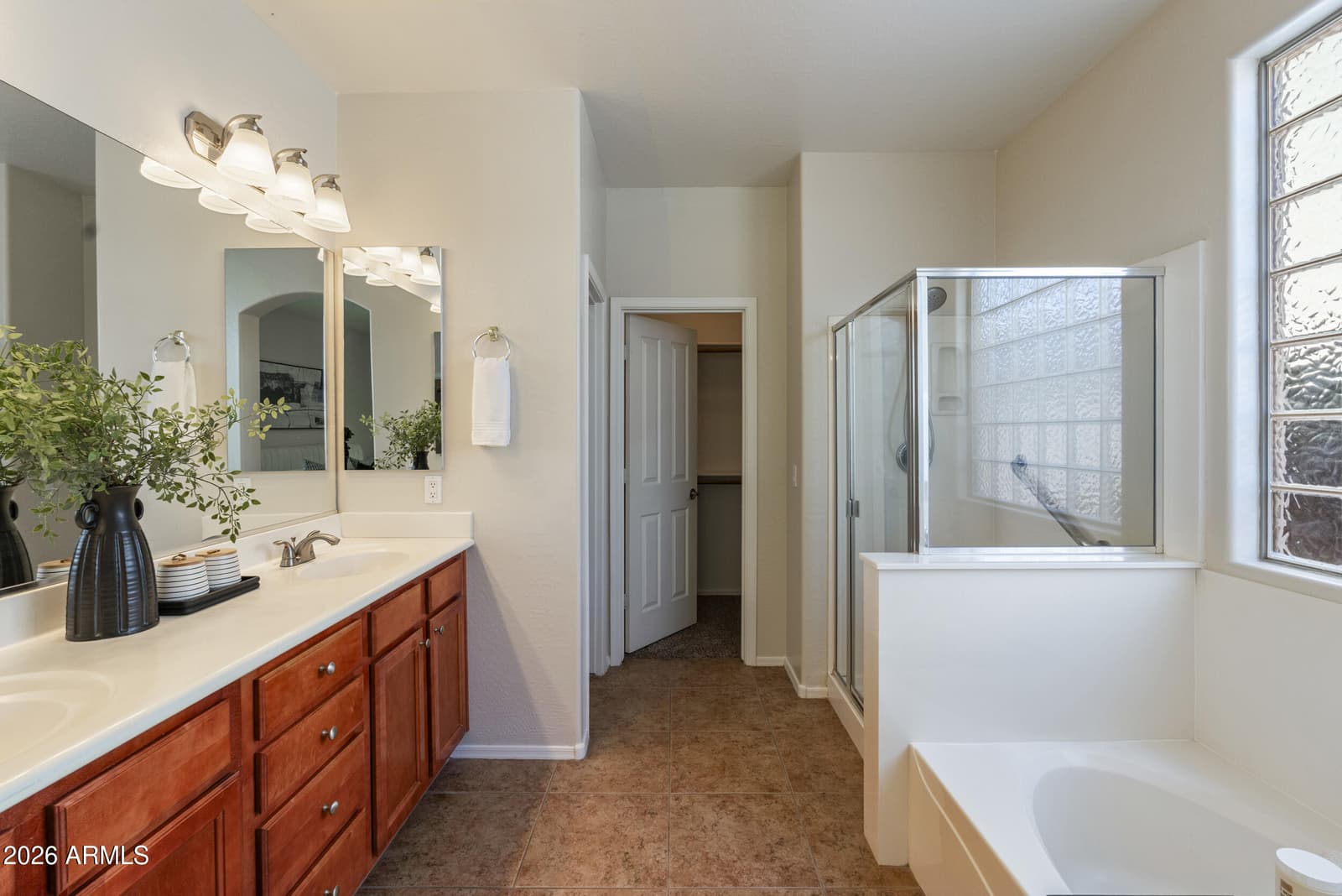2989 S Fisher Lane, Gilbert, AZ 85295 — photo 13 of 22