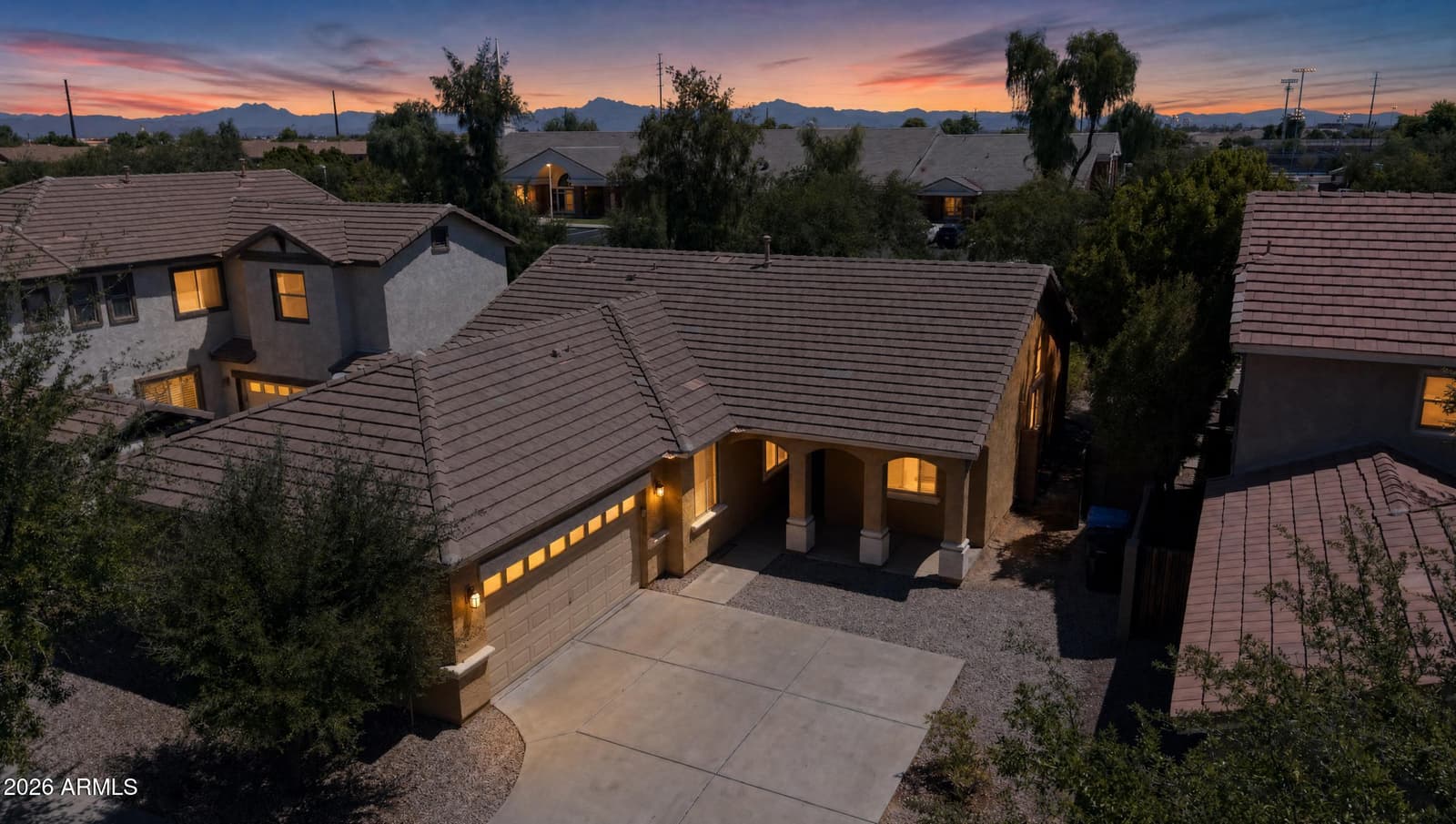 2989 S Fisher Lane, Gilbert, AZ 85295 — photo 2 of 22