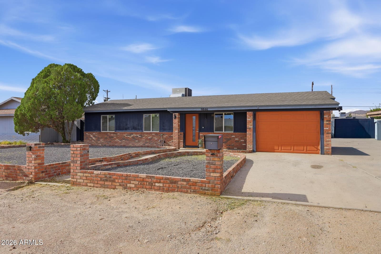 9844 E Butte Street, Mesa, AZ 85207 — photo 3 of 34