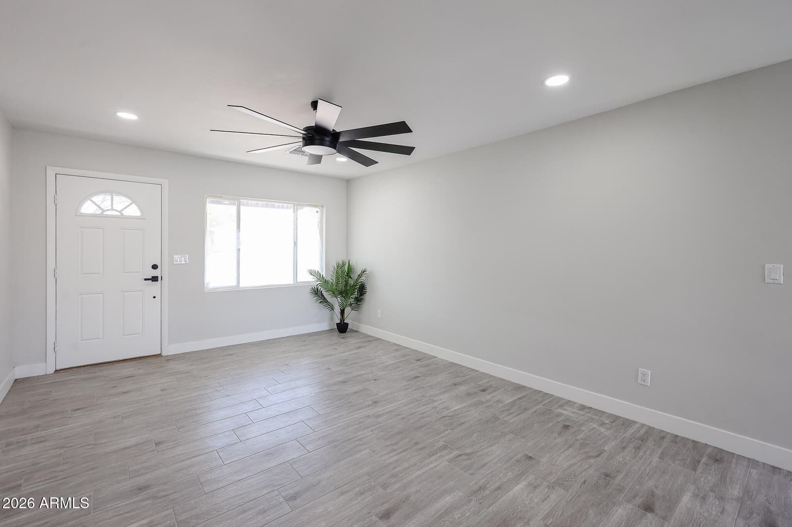 6609 N 20th Avenue, Phoenix, AZ 85015 — photo 6 of 23