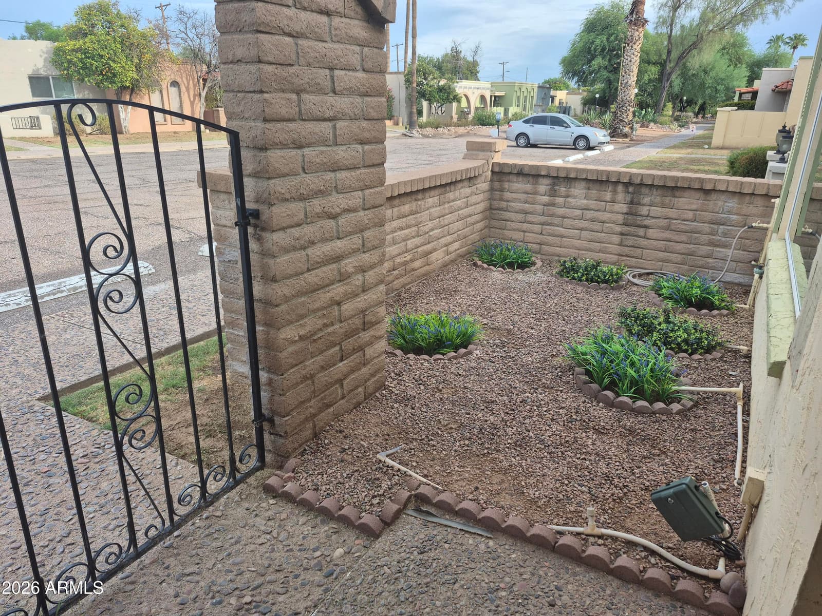560 N Hobson Plaza, Mesa, AZ 85203 — photo 3 of 43