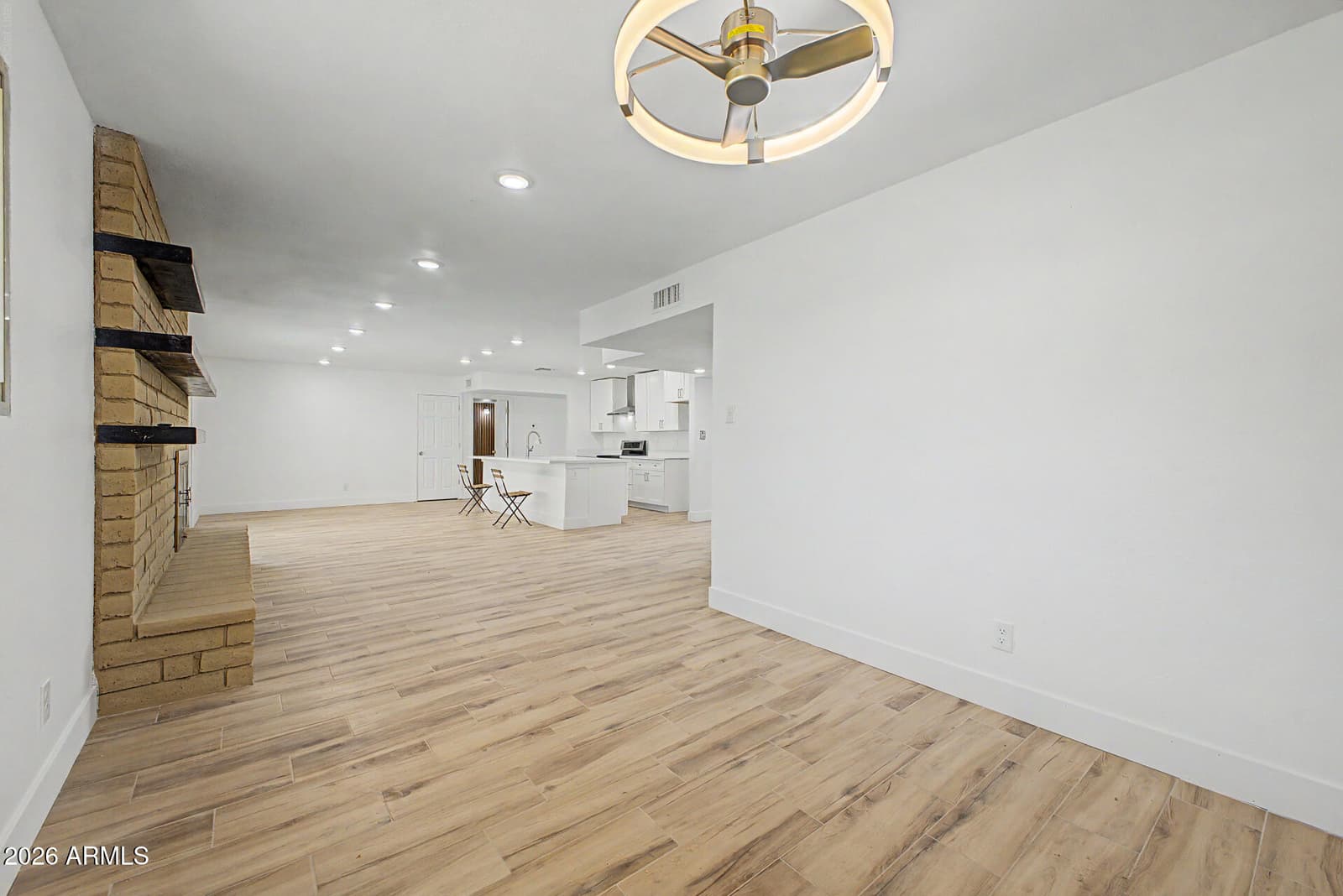 6738 W Georgia Avenue, Glendale, AZ 85303 — photo 11 of 34