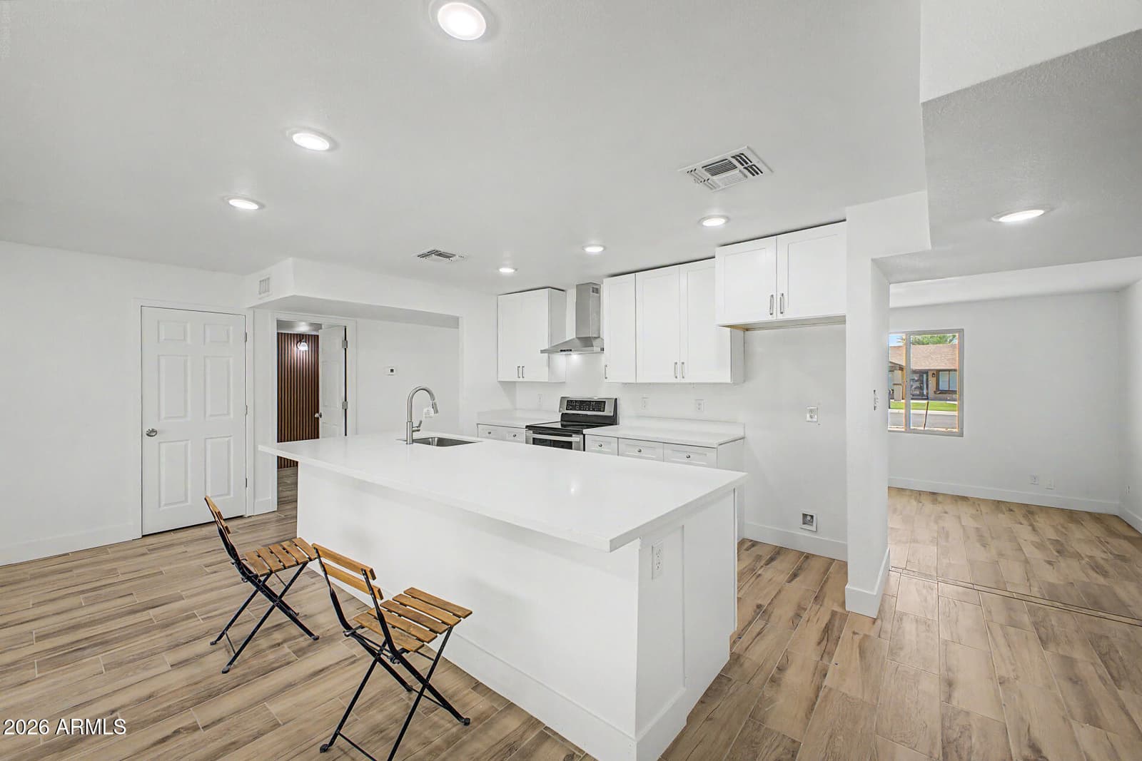6738 W Georgia Avenue, Glendale, AZ 85303 — photo 15 of 34