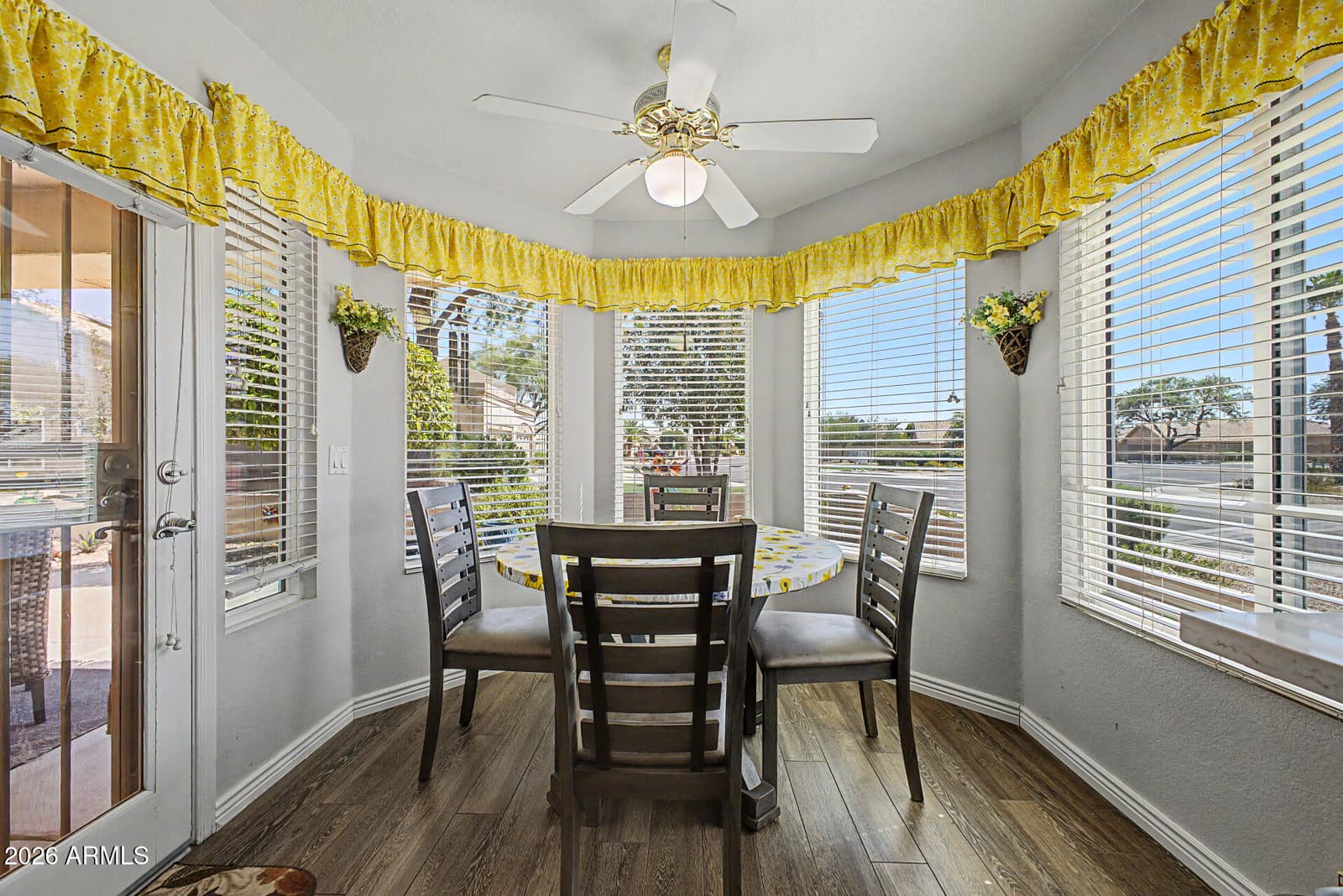 8341 W Wescott Drive, Peoria, AZ 85382 — photo 14 of 37