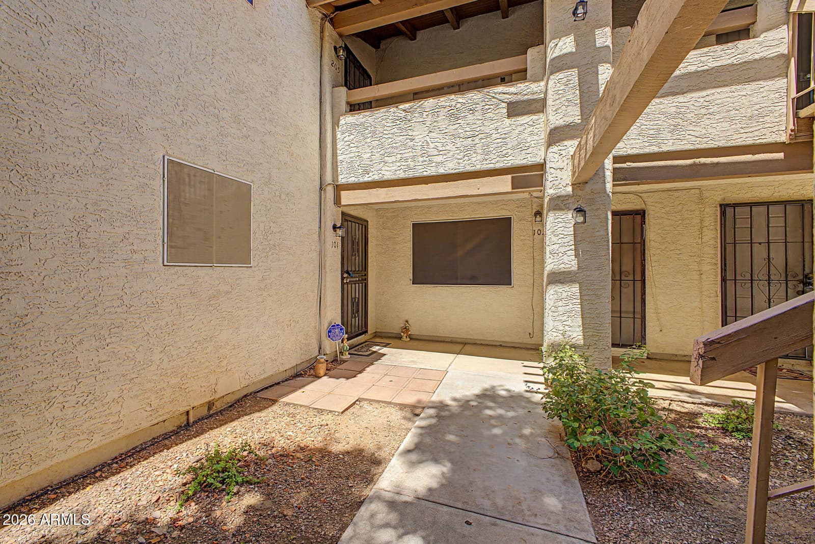 8847 N 8th Street 101, Phoenix, AZ 85020 — photo 2 of 24