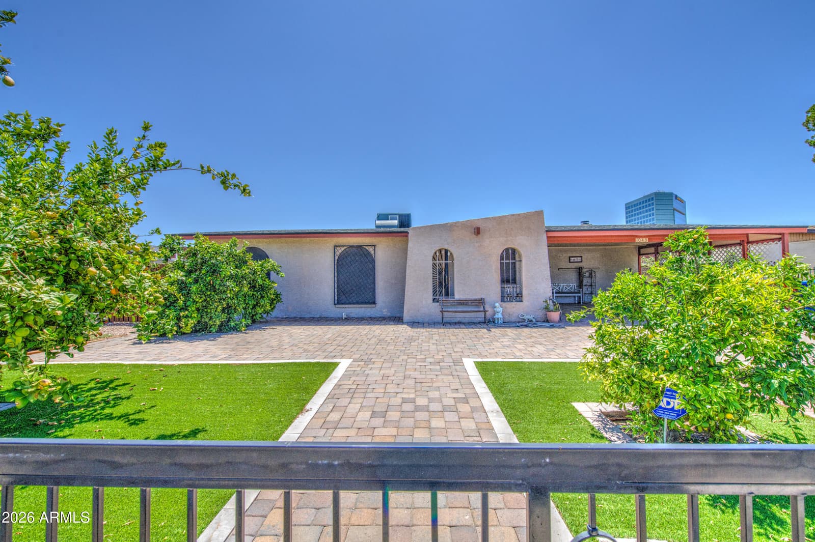 1049 W Frito Avenue, Mesa, AZ 85210 — photo 4 of 41