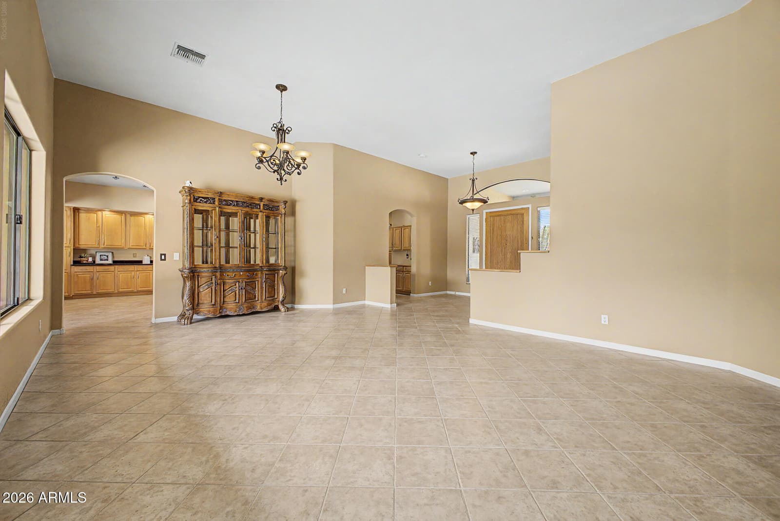 2089 E Park Avenue, Gilbert, AZ 85234 — photo 10 of 60