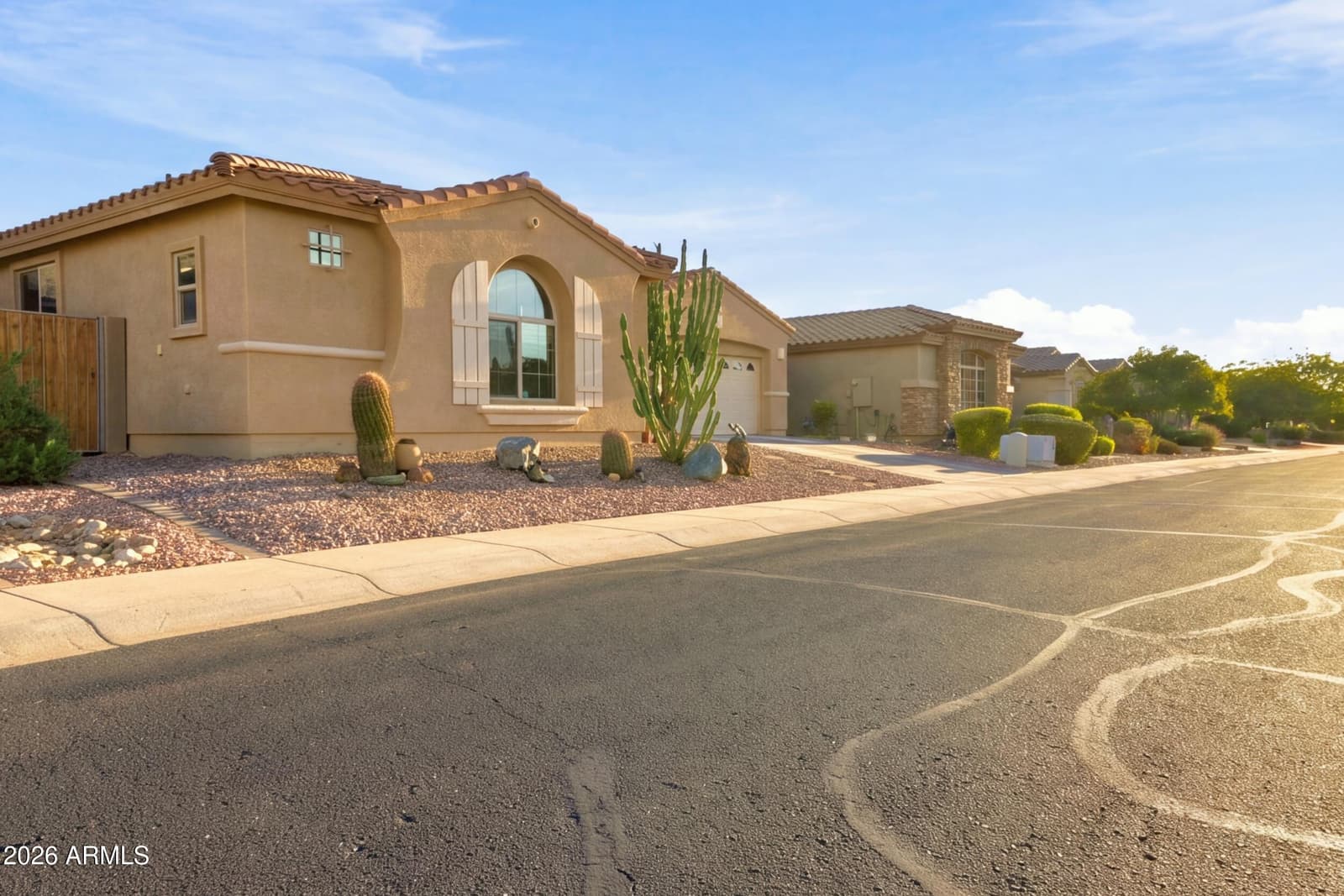 2429 W Hayduk Road, Phoenix, AZ 85041 — photo 2 of 33
