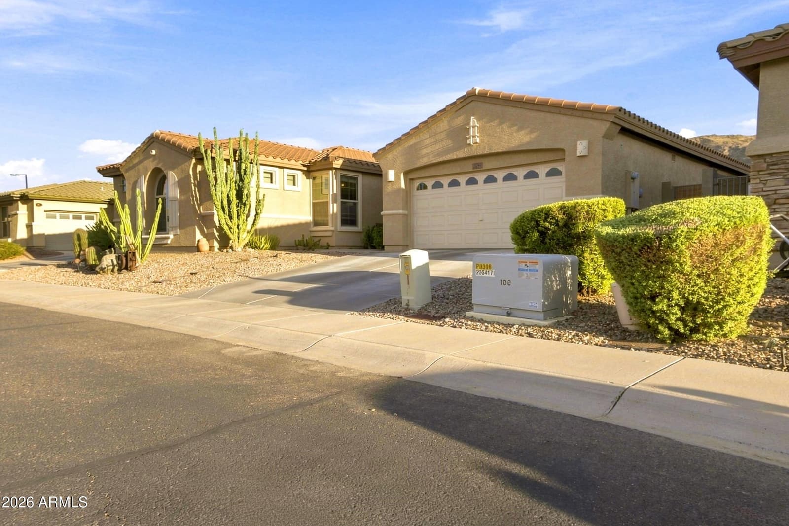 2429 W Hayduk Road, Phoenix, AZ 85041 — photo 3 of 33