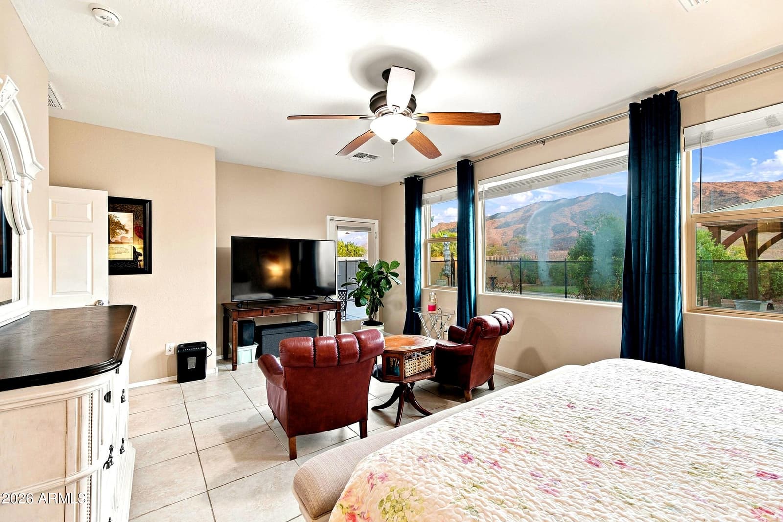2429 W Hayduk Road, Phoenix, AZ 85041 — photo 13 of 33