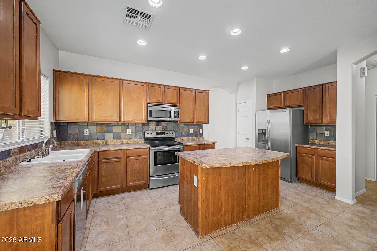 14566 W Watson Lane, Surprise, AZ 85379 — photo 14 of 26