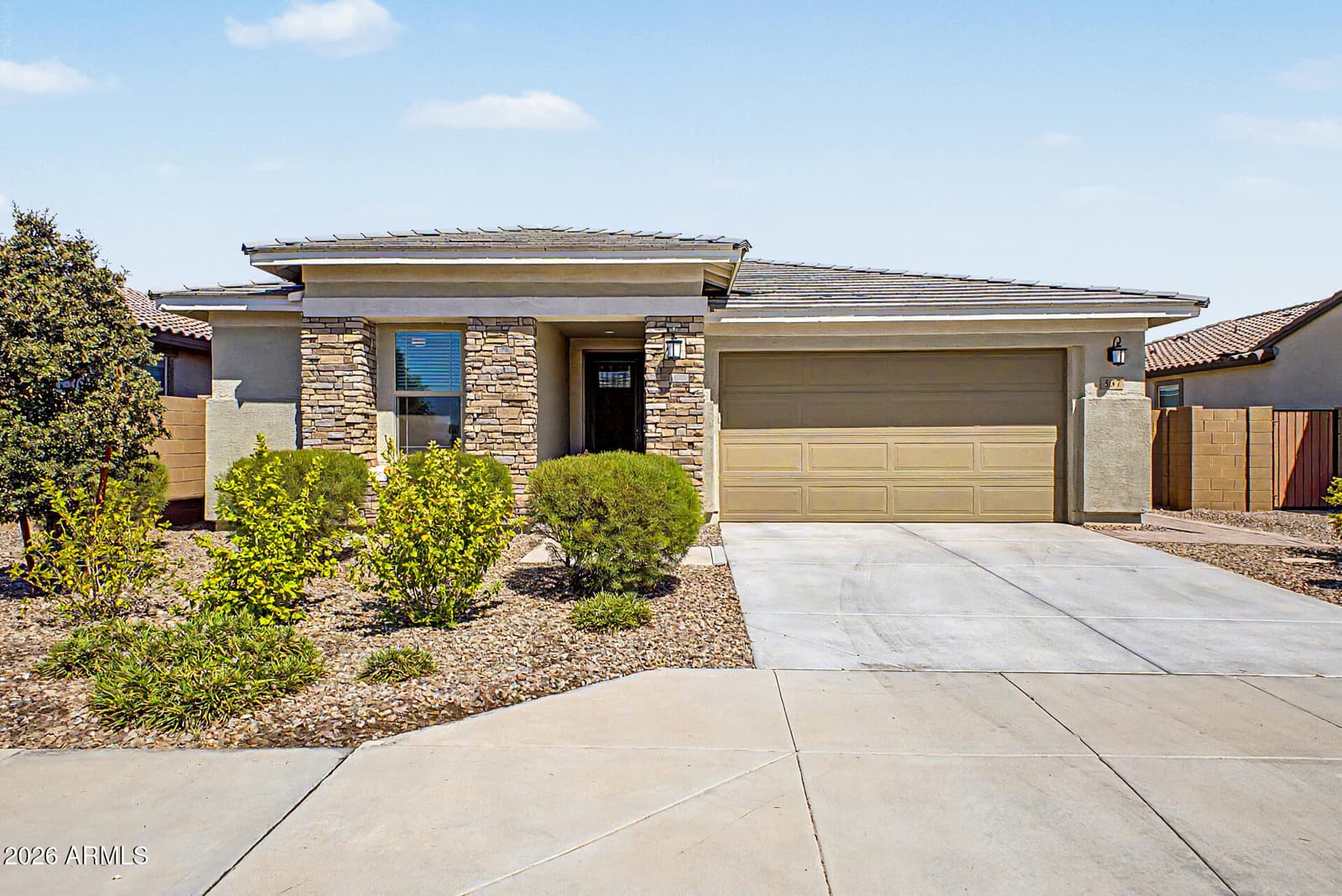 537 S Pheasant Drive, Gilbert, AZ 85296 — photo 2 of 39