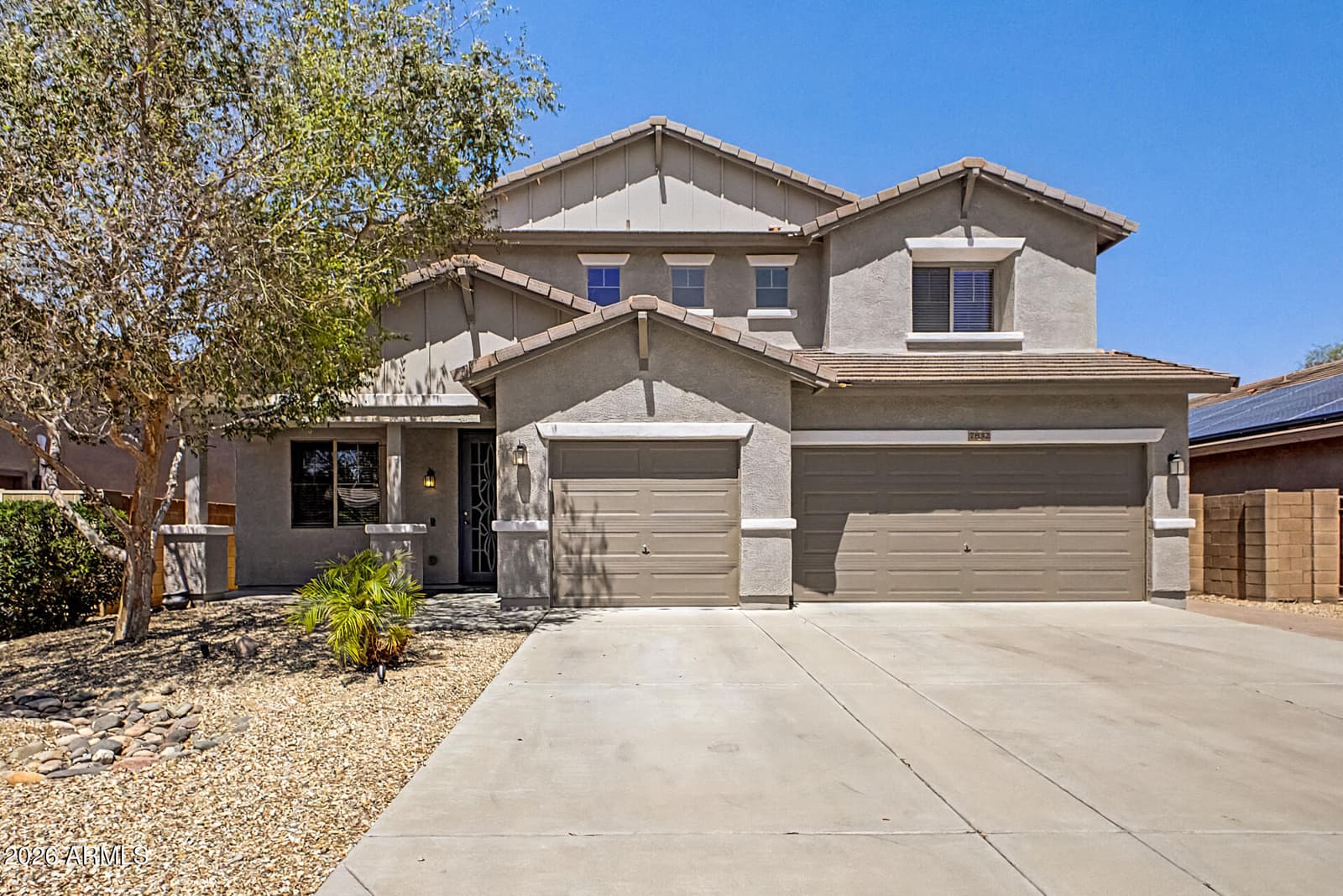 7832 W Molly Drive, Peoria, AZ 85383 — photo 8 of 50