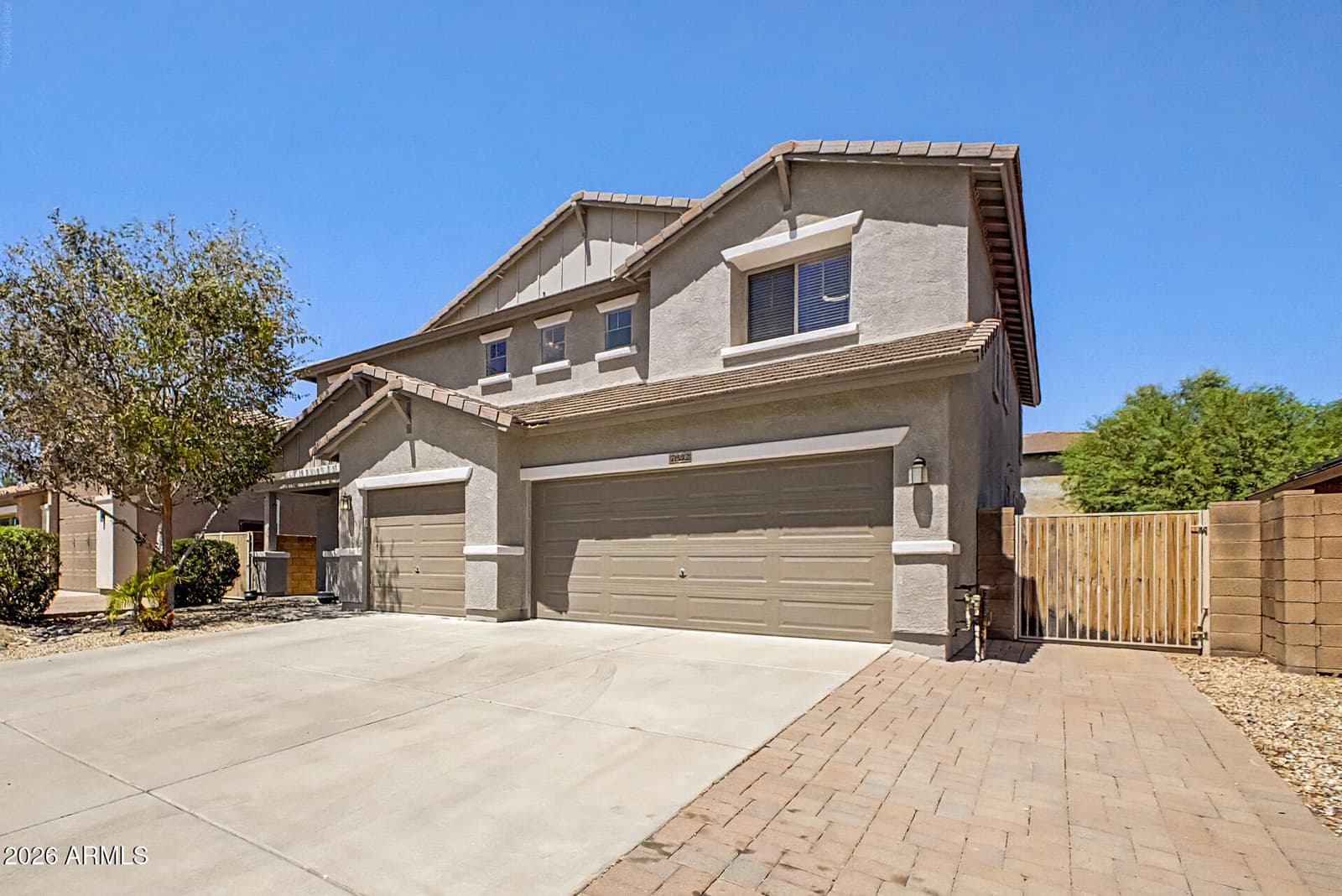 7832 W Molly Drive, Peoria, AZ 85383 — photo 9 of 50