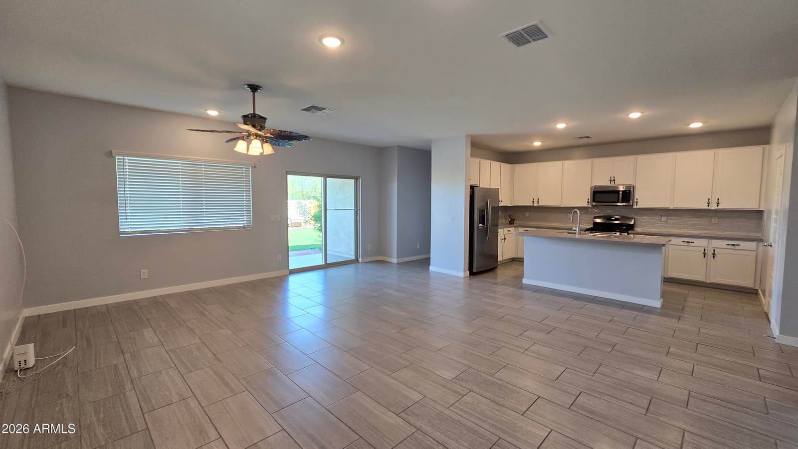 2590 N Coolidge Avenue, Casa Grande, AZ 85122 — photo 8 of 38