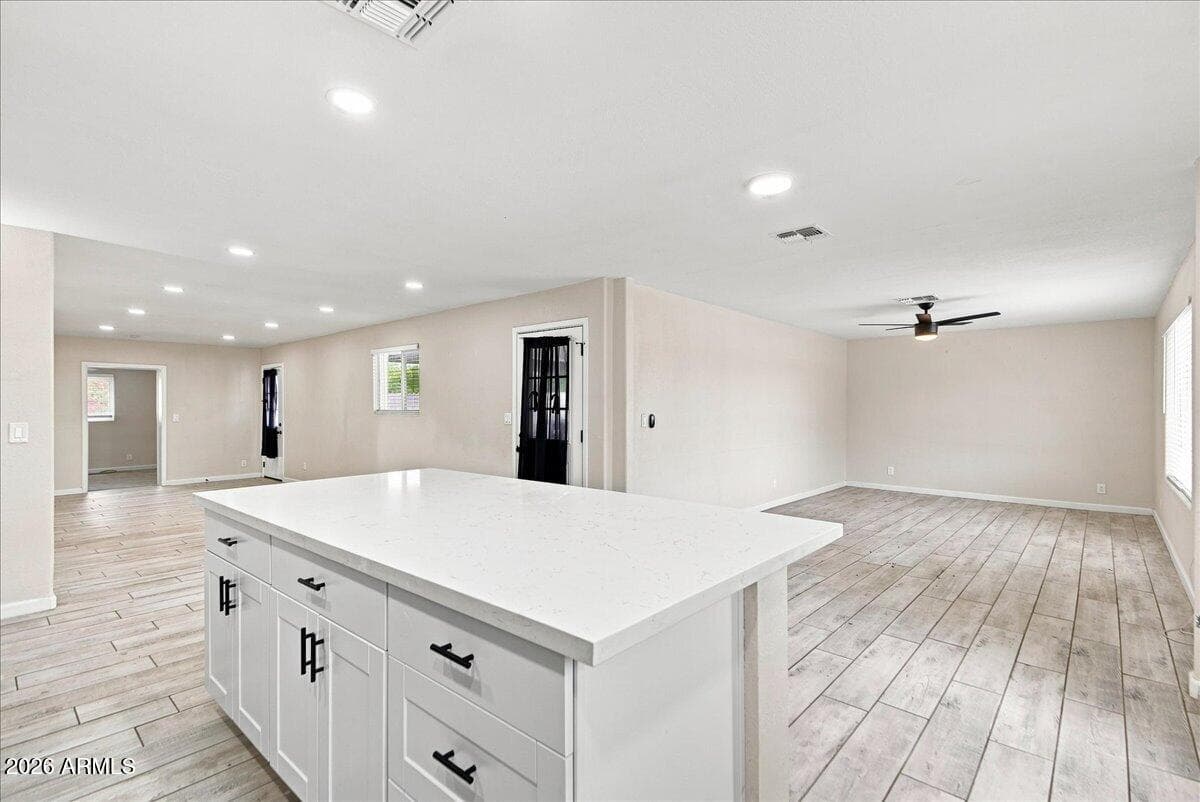 453 W McLellan Road, Mesa, AZ 85201 — photo 8 of 33