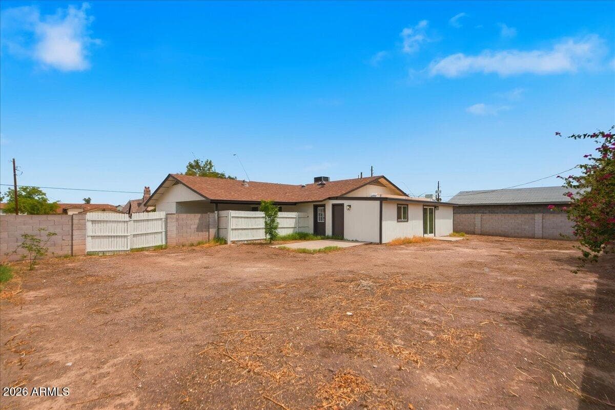 453 W McLellan Road, Mesa, AZ 85201 — photo 31 of 33