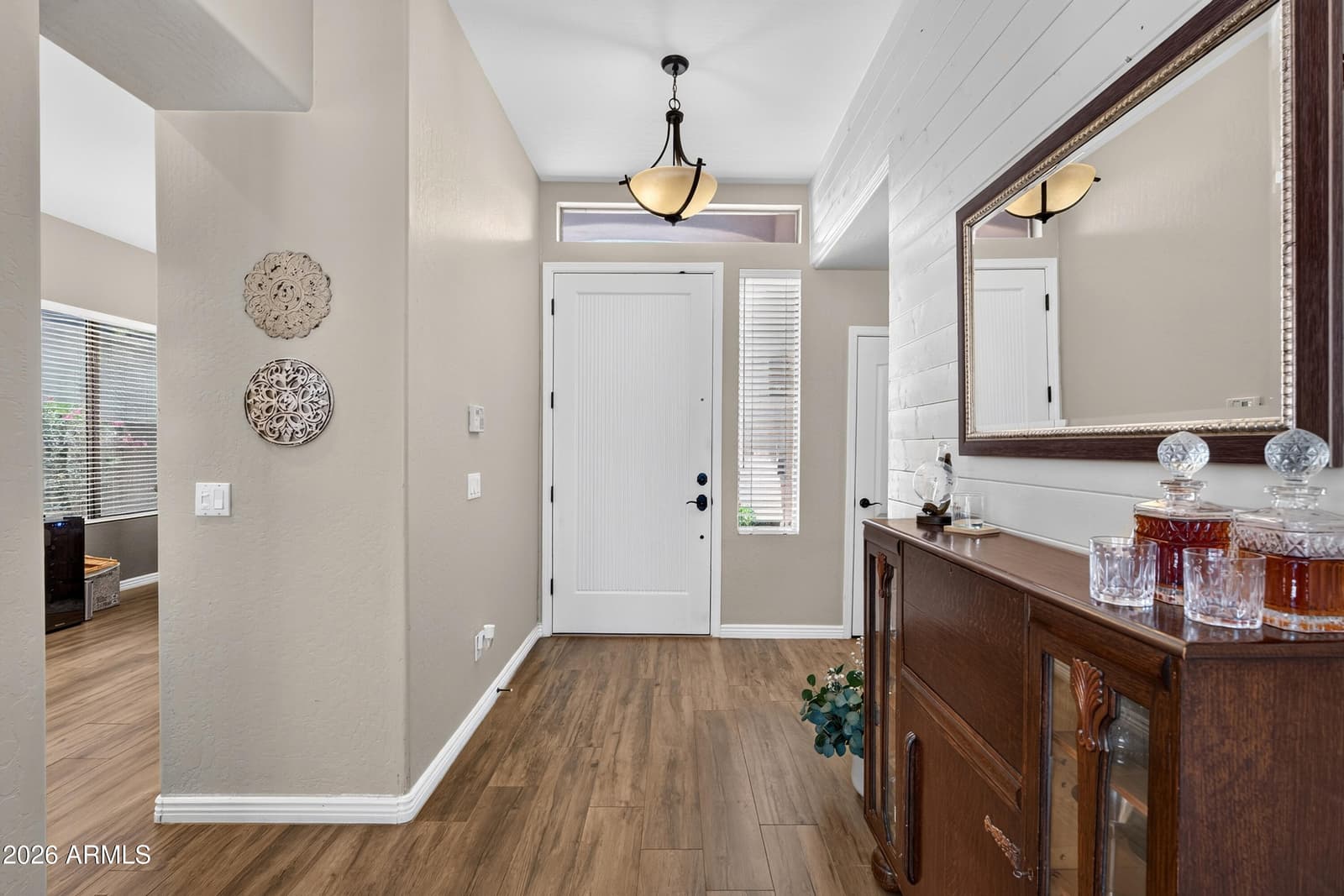 5016 E Robin Lane, Phoenix, AZ 85054 — photo 5 of 46