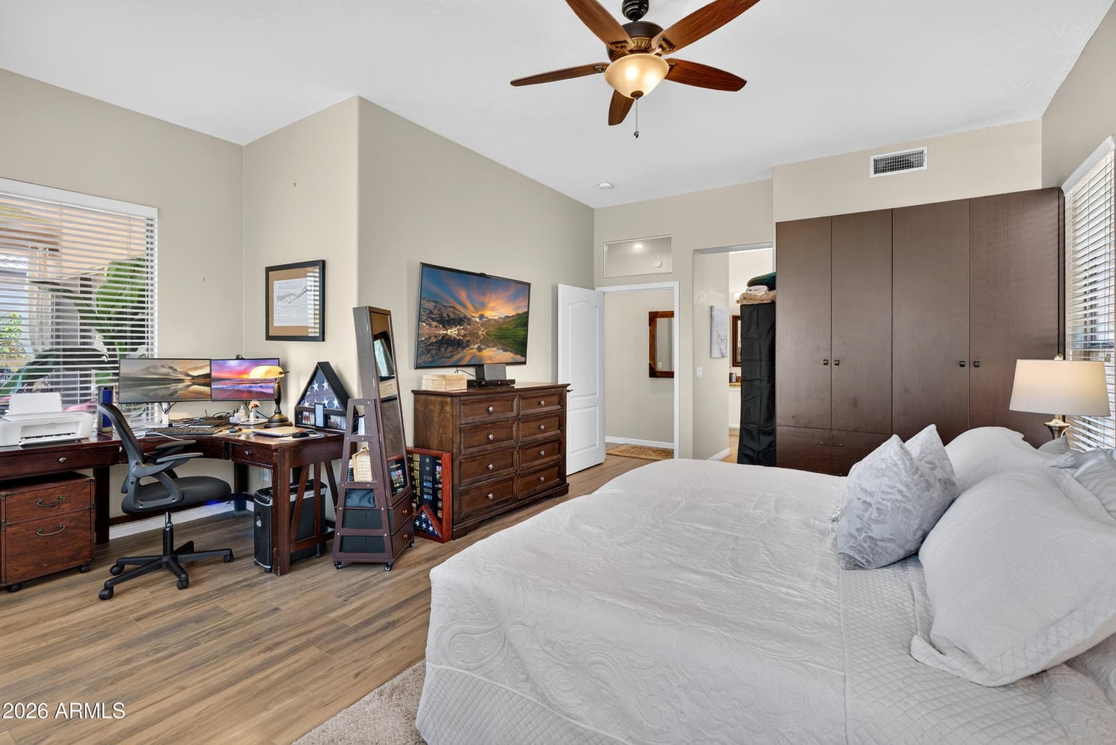 5016 E Robin Lane, Phoenix, AZ 85054 — photo 21 of 46