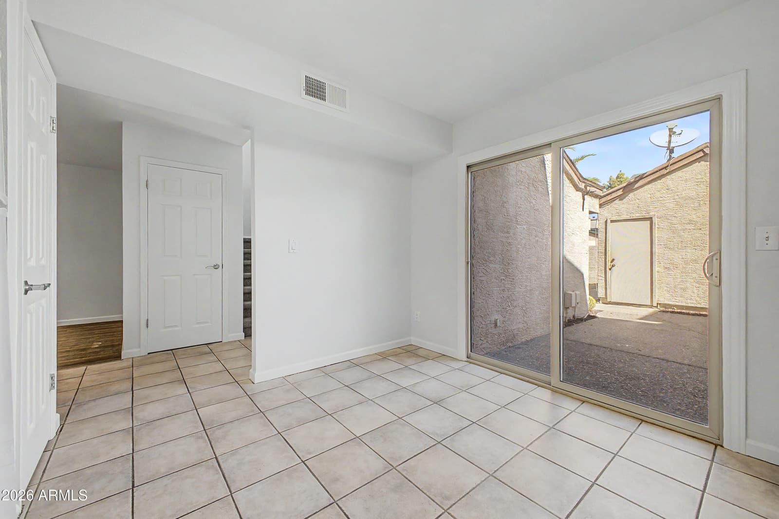 3301 E Kelton Lane 103, Phoenix, AZ 85032 — photo 5 of 35