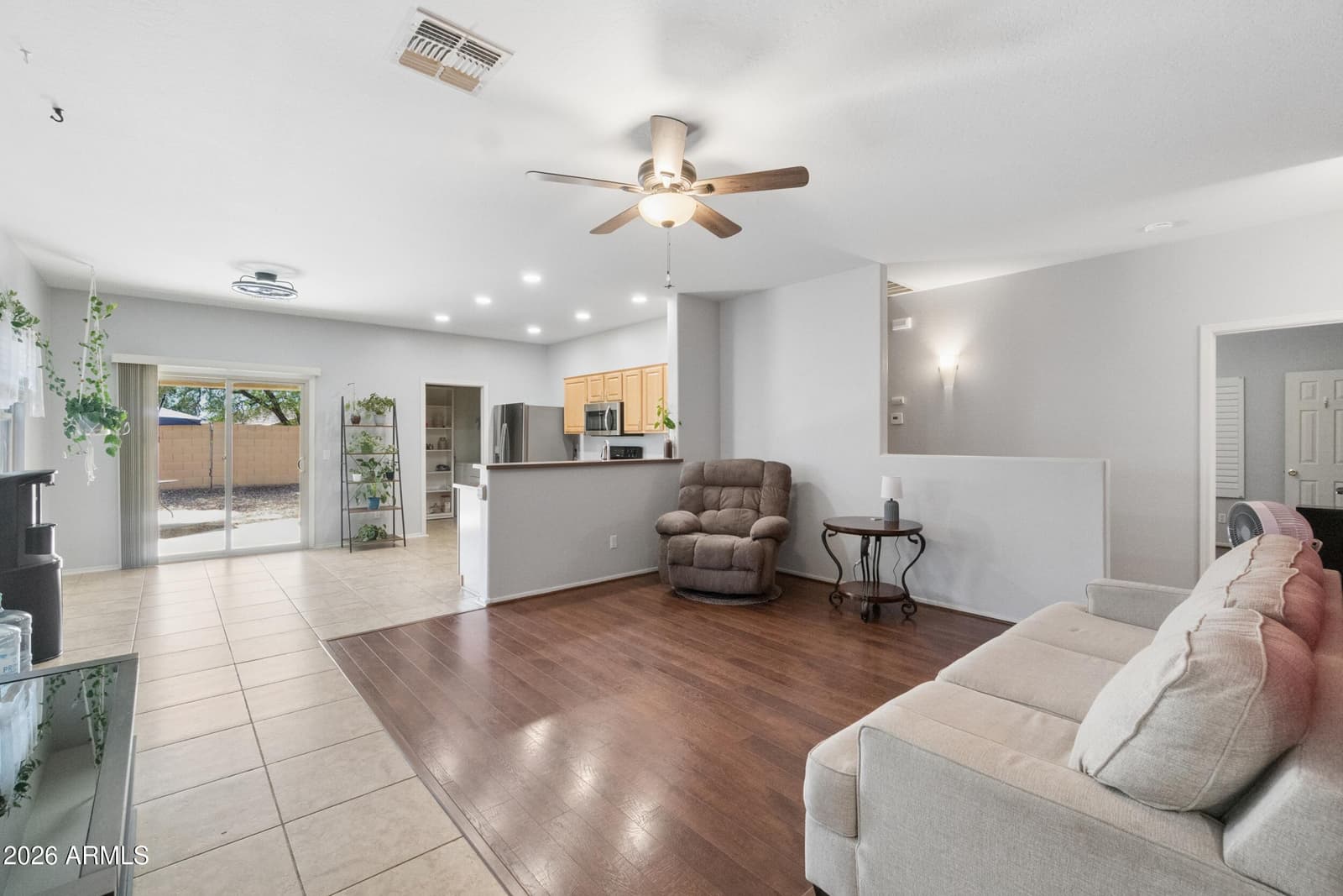 41326 N Parker Lane, Phoenix, AZ 85086 — photo 5 of 33