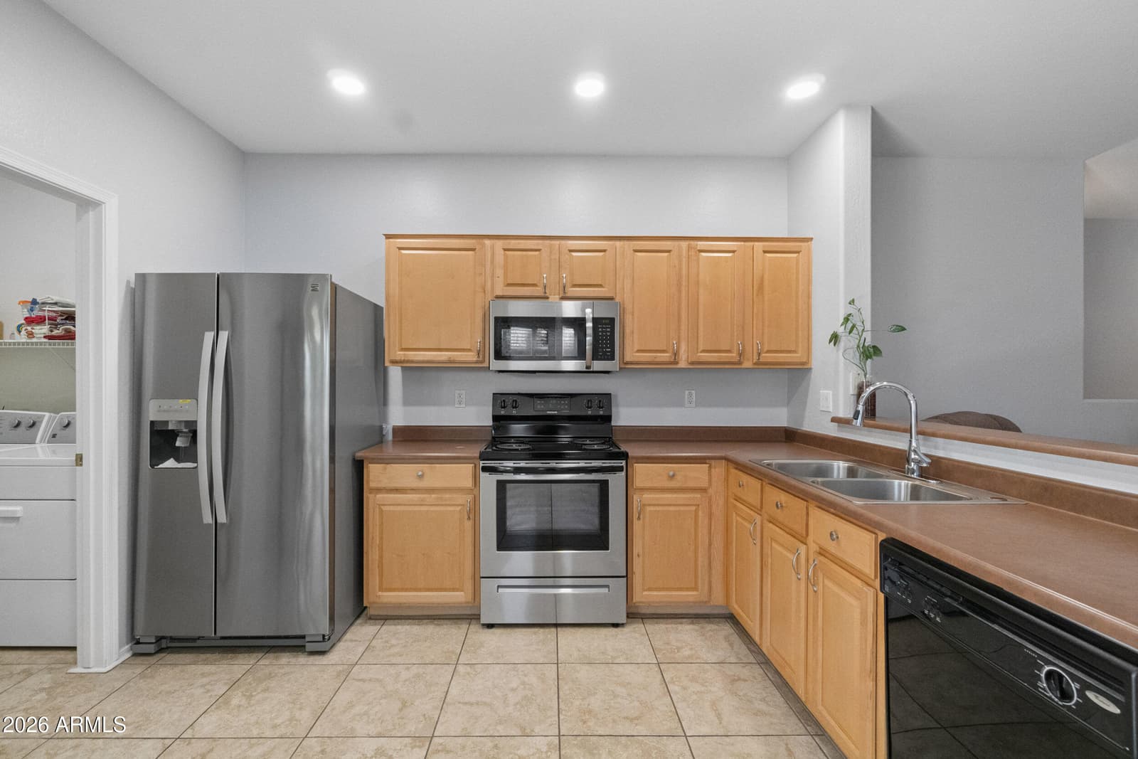 41326 N Parker Lane, Phoenix, AZ 85086 — photo 12 of 33