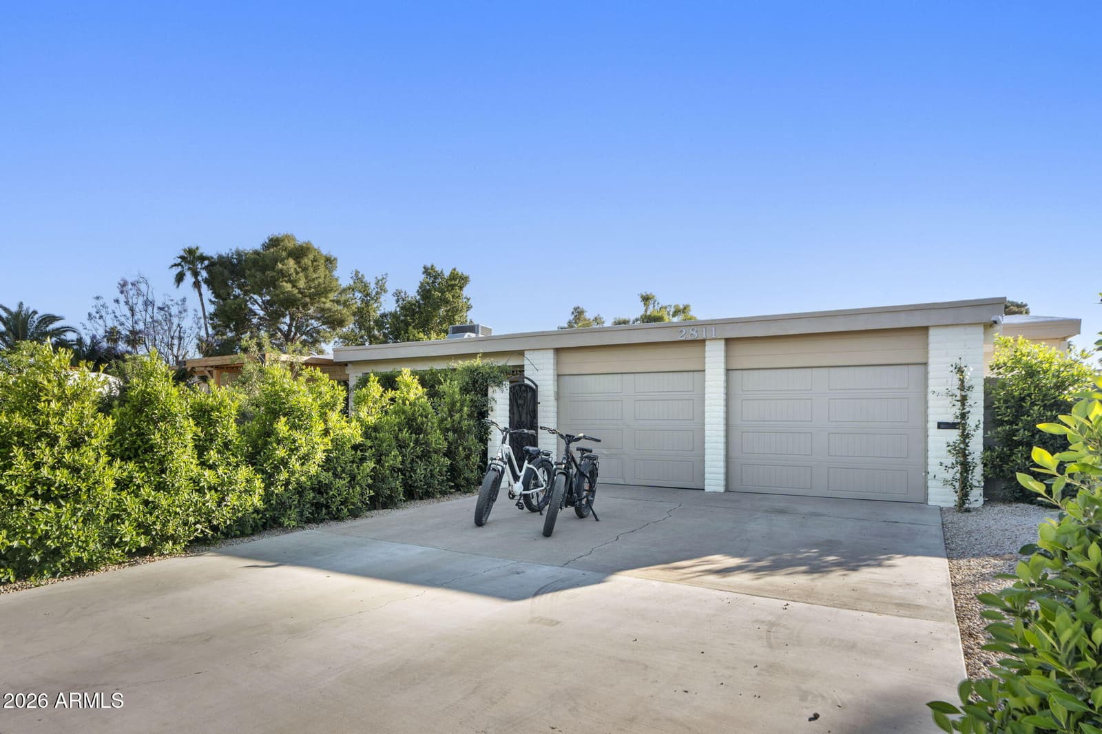 2811 E Corrine Drive, Phoenix, AZ 85032 — photo 1 of 72