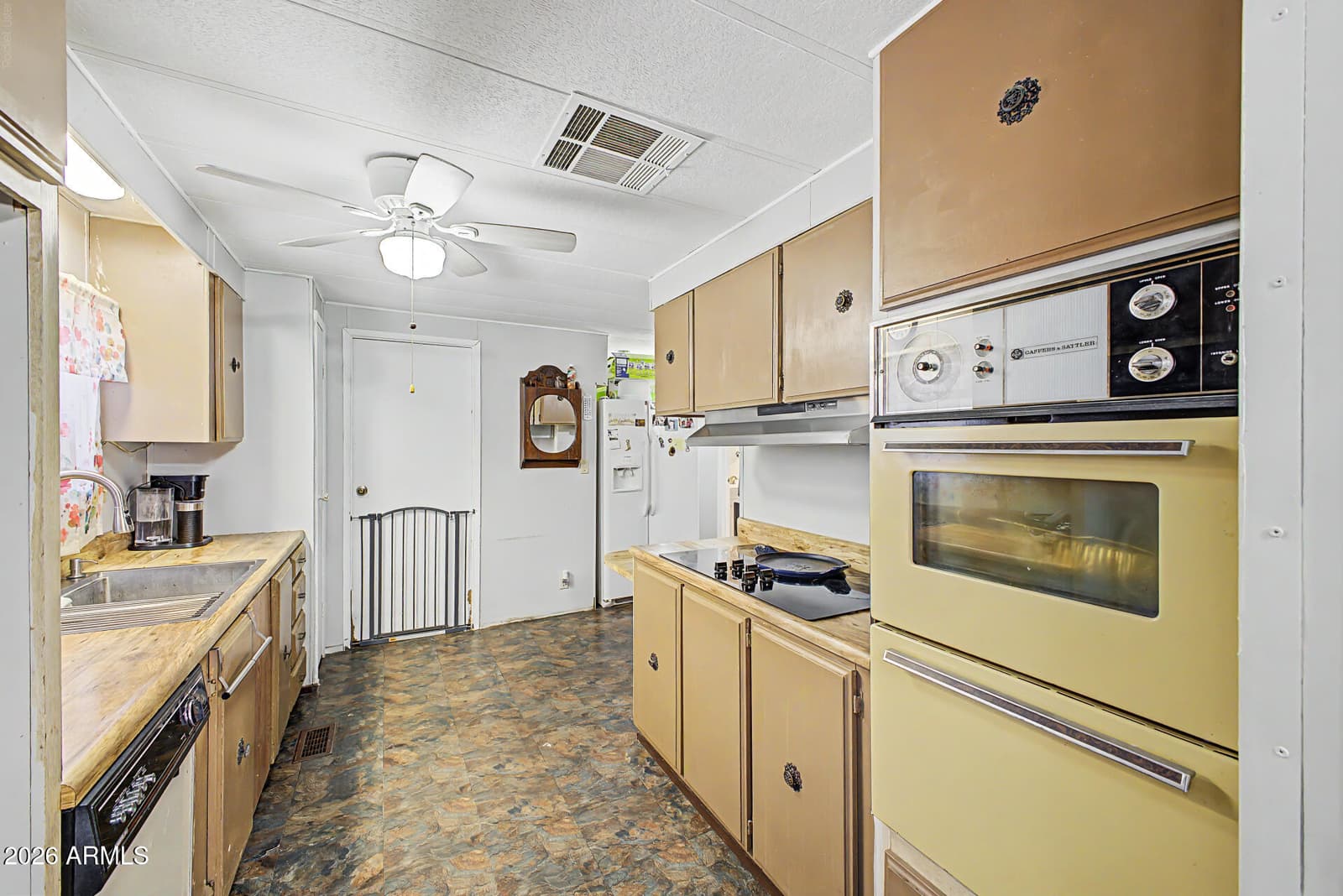 303 E South Mountain Avenue 145, Phoenix, AZ 85042 — photo 11 of 28