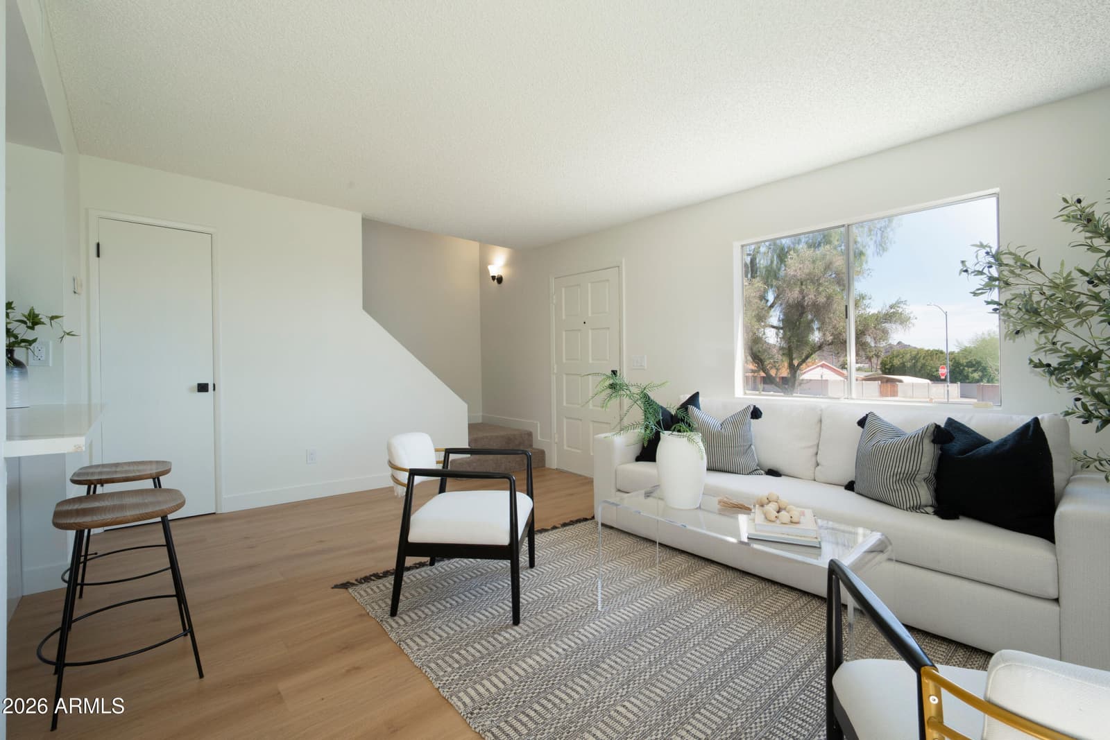 10201 N 8th Place A, Phoenix, AZ 85020 — photo 4 of 15