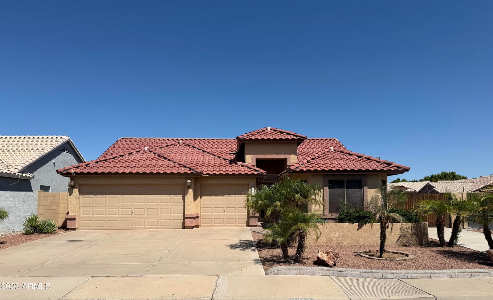 2443 S Lennox, Mesa, AZ 85209 — photo 1 of 10