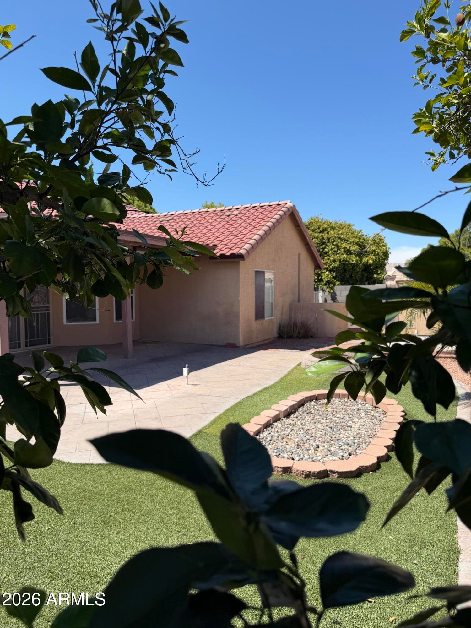 2443 S Lennox, Mesa, AZ 85209 — photo 3 of 10
