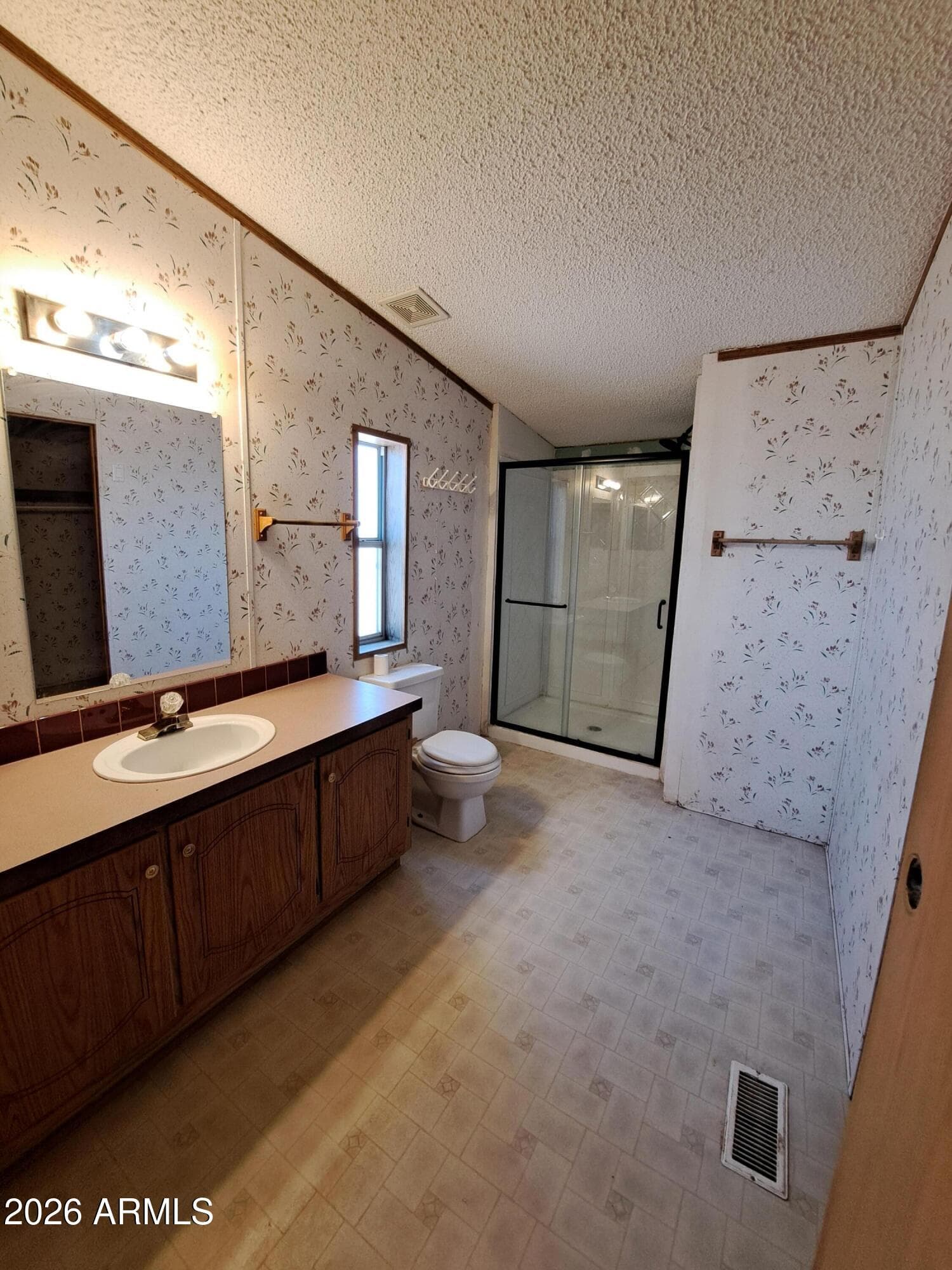 7022 Kims Way, Show Low, AZ 85901 — photo 12 of 36