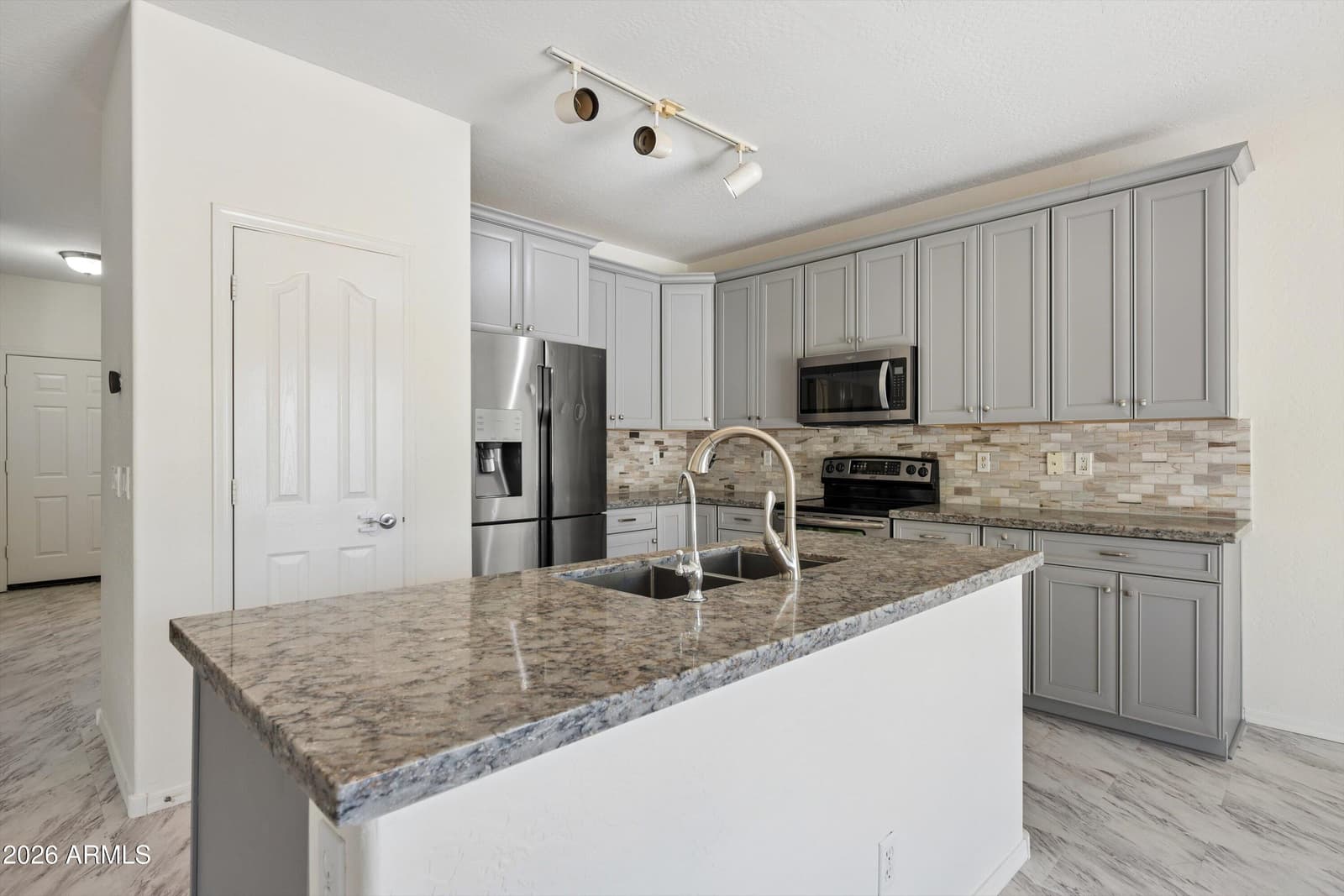 4133 E Westchester Drive, Chandler, AZ 85249 — photo 8 of 55
