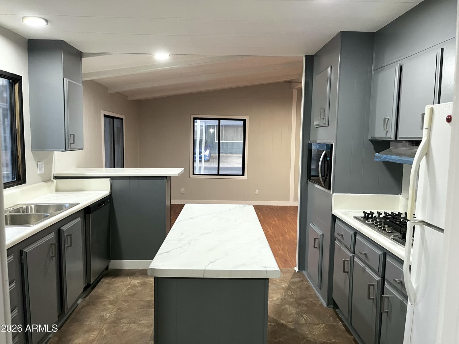 303 E South Mountain Avenue 91, Phoenix, AZ 85042 — photo 14 of 24