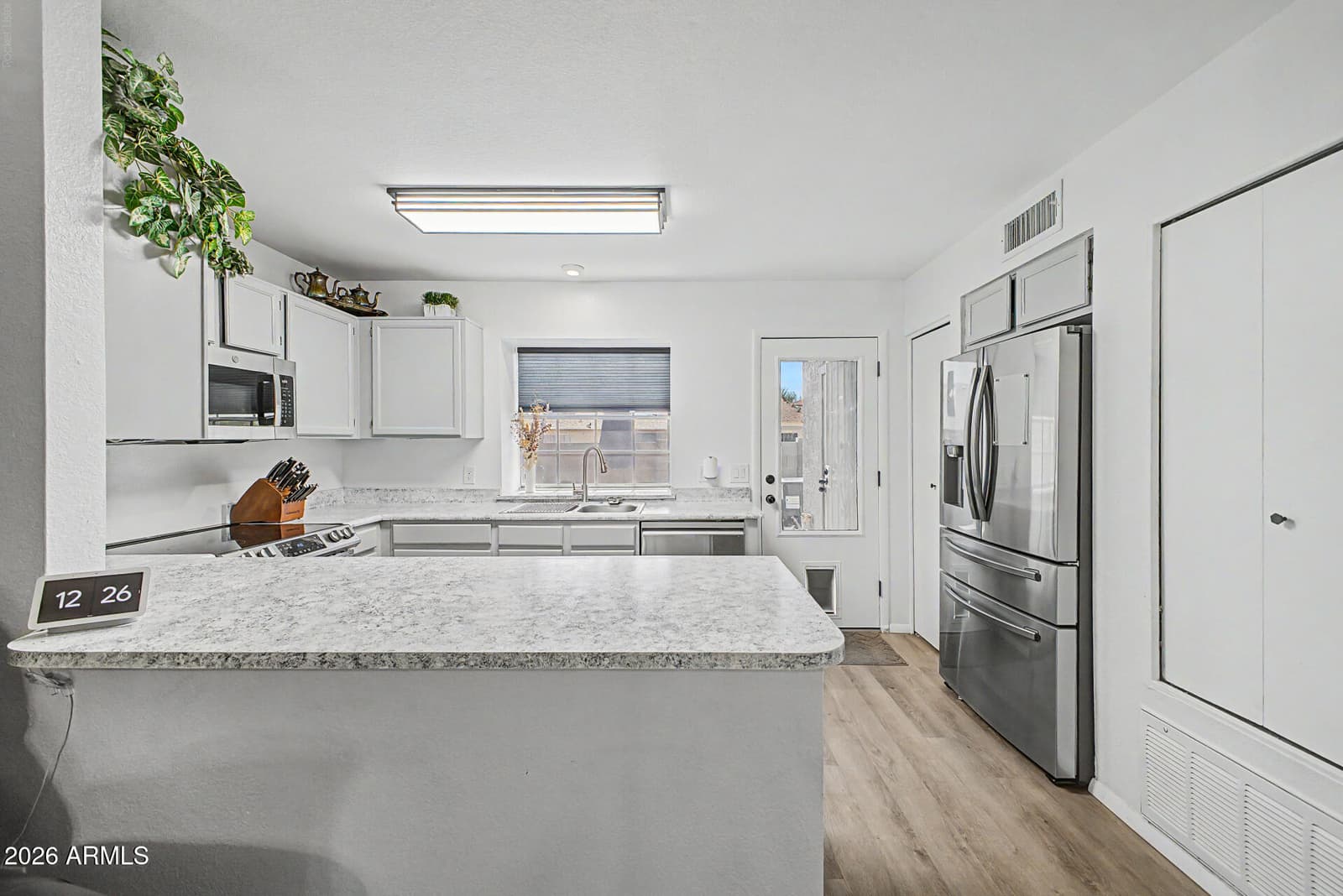 8111 W Wacker Road 32, Peoria, AZ 85381 — photo 8 of 31