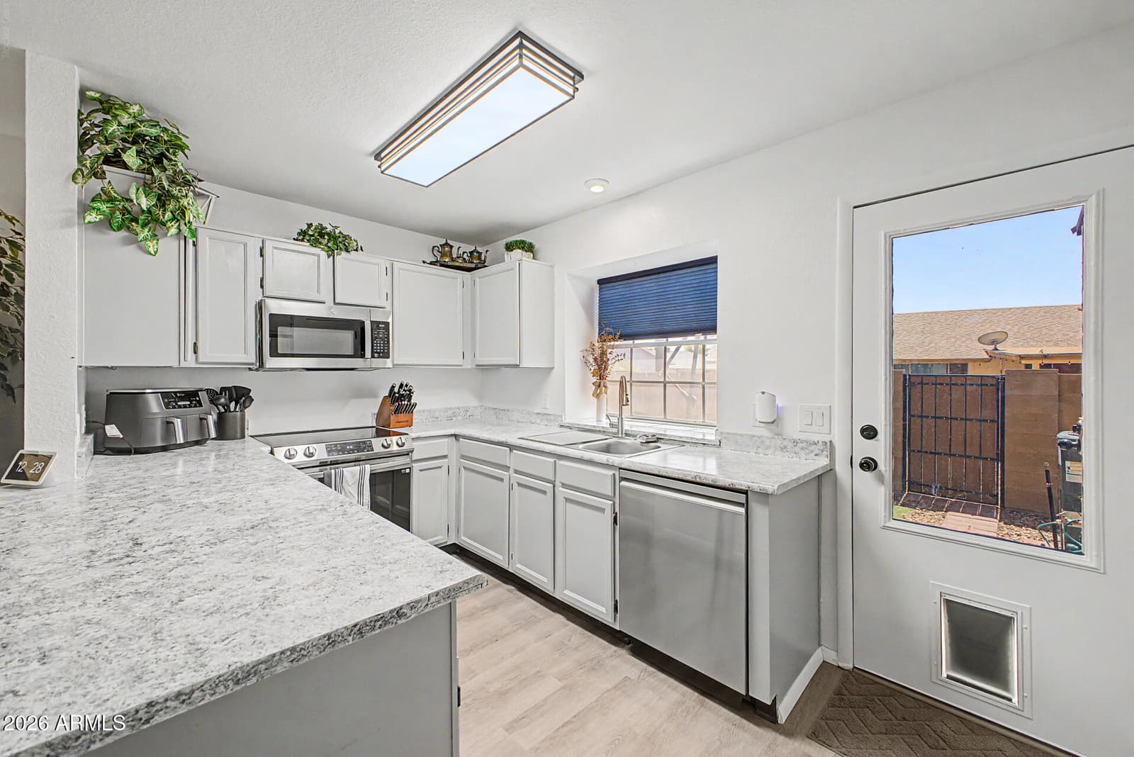 8111 W Wacker Road 32, Peoria, AZ 85381 — photo 9 of 31