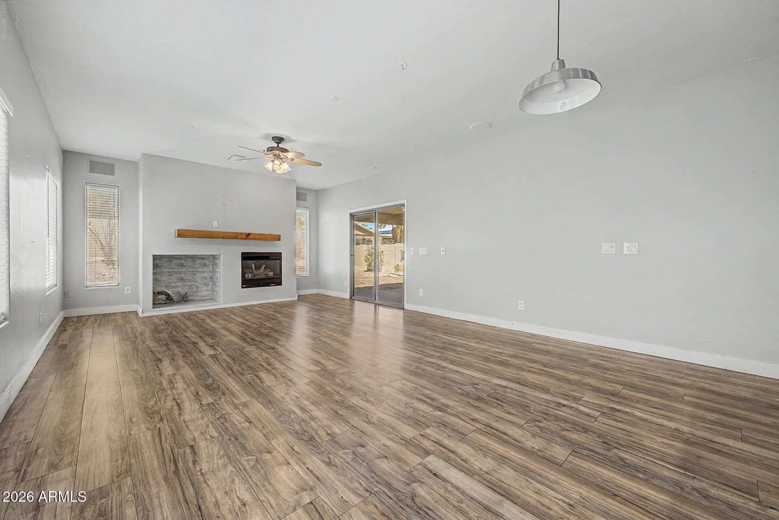 6520 W Range Mule Drive, Phoenix, AZ 85083 — photo 9 of 36