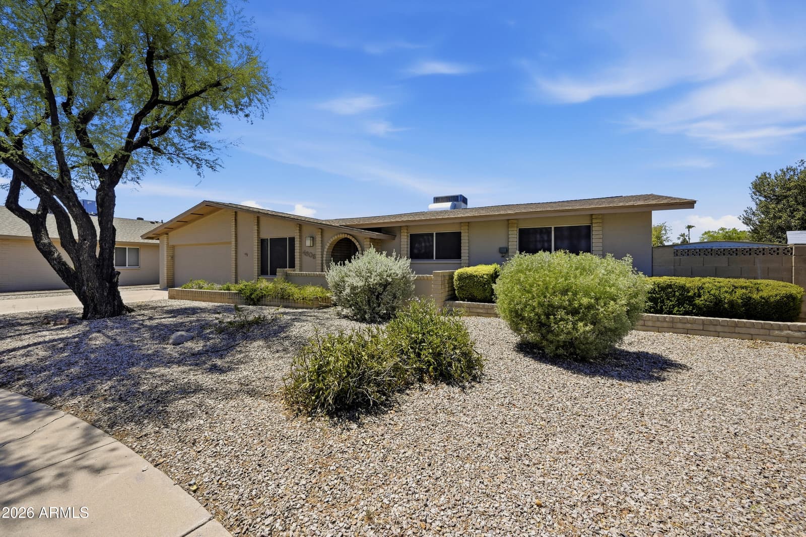 4806 S Kachina Drive, Tempe, AZ 85282 — photo 2 of 32