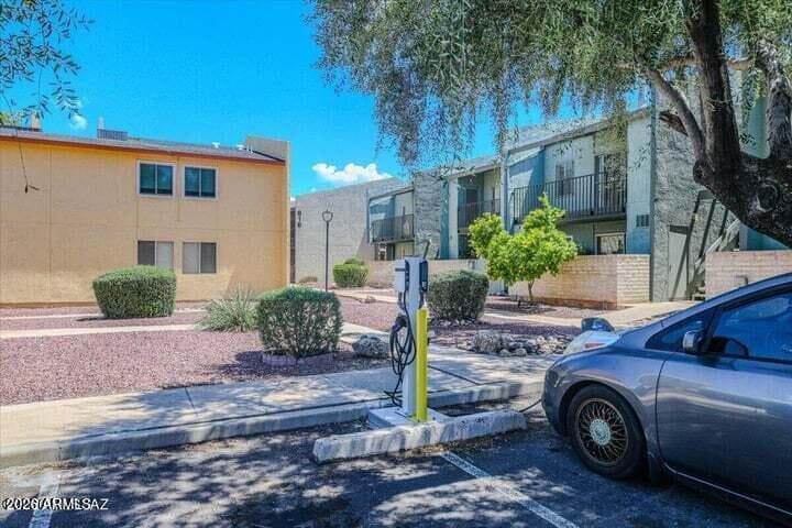 818 S Langley Avenue 201, Tucson, AZ 85710 — photo 19 of 25